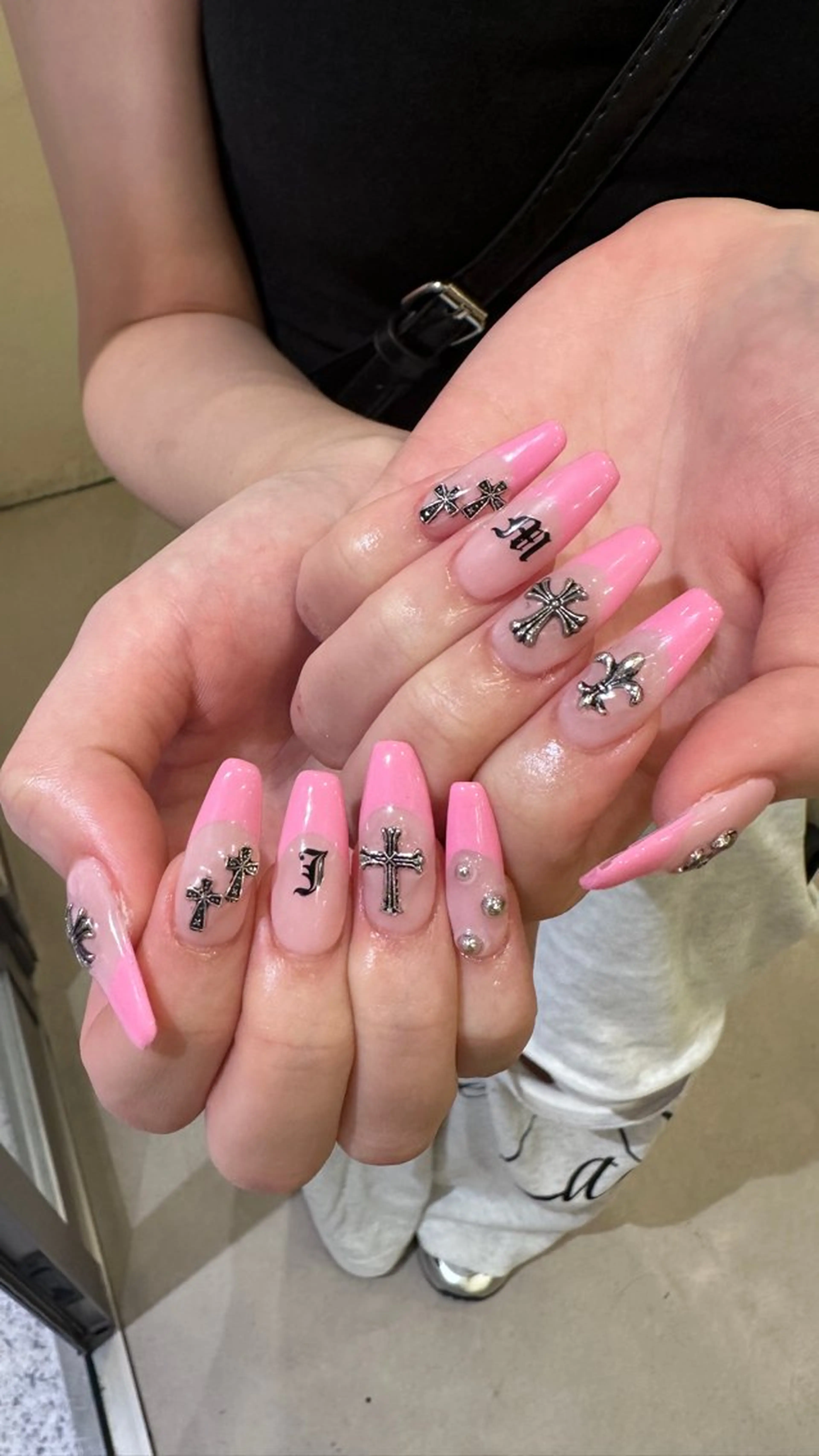 ネイル ハンドネイル 👽個性派ネイル🎀 komachiのマツエク・マツパデザイン