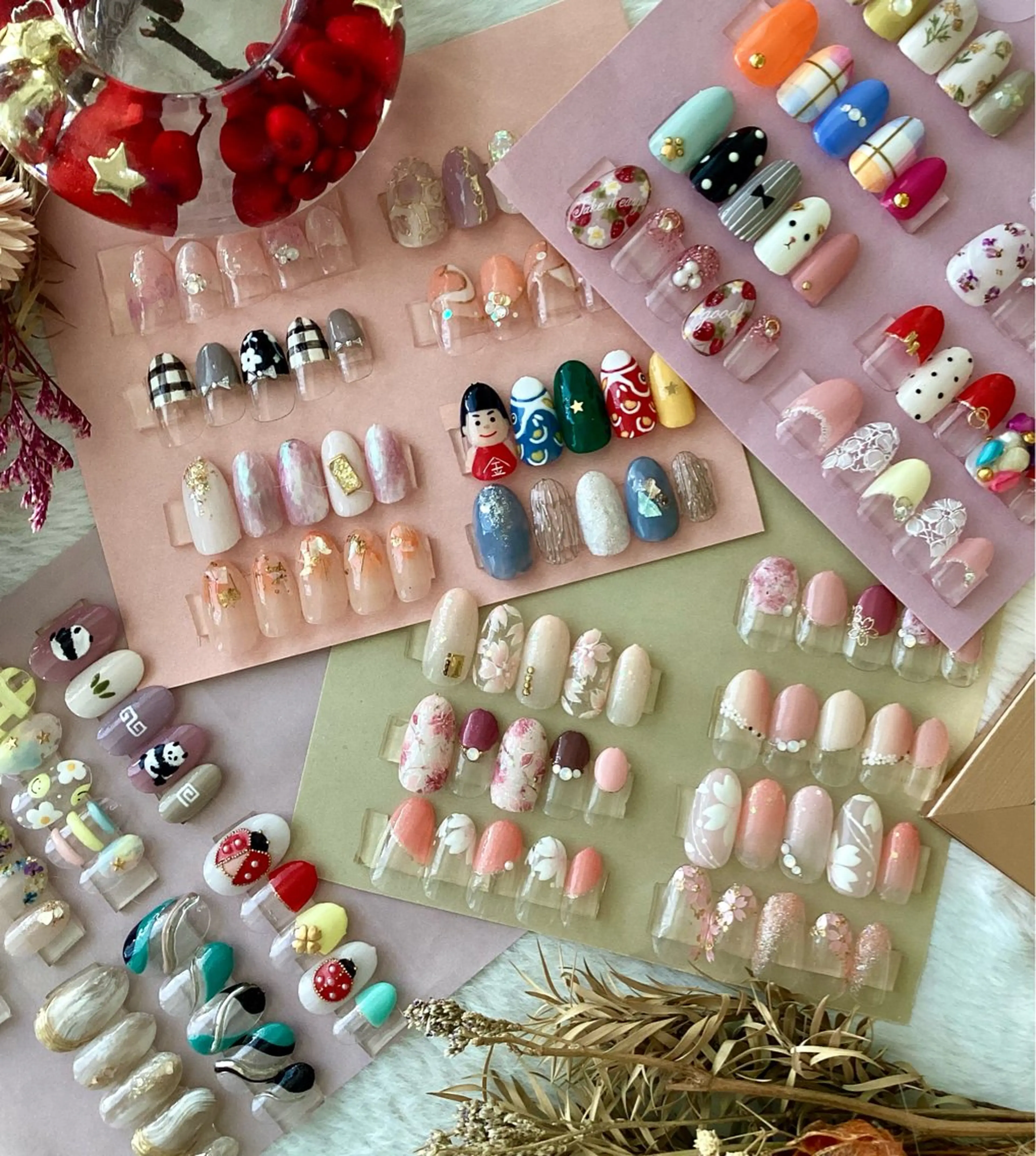 ネイル 山田 美紀のネイルデザイン