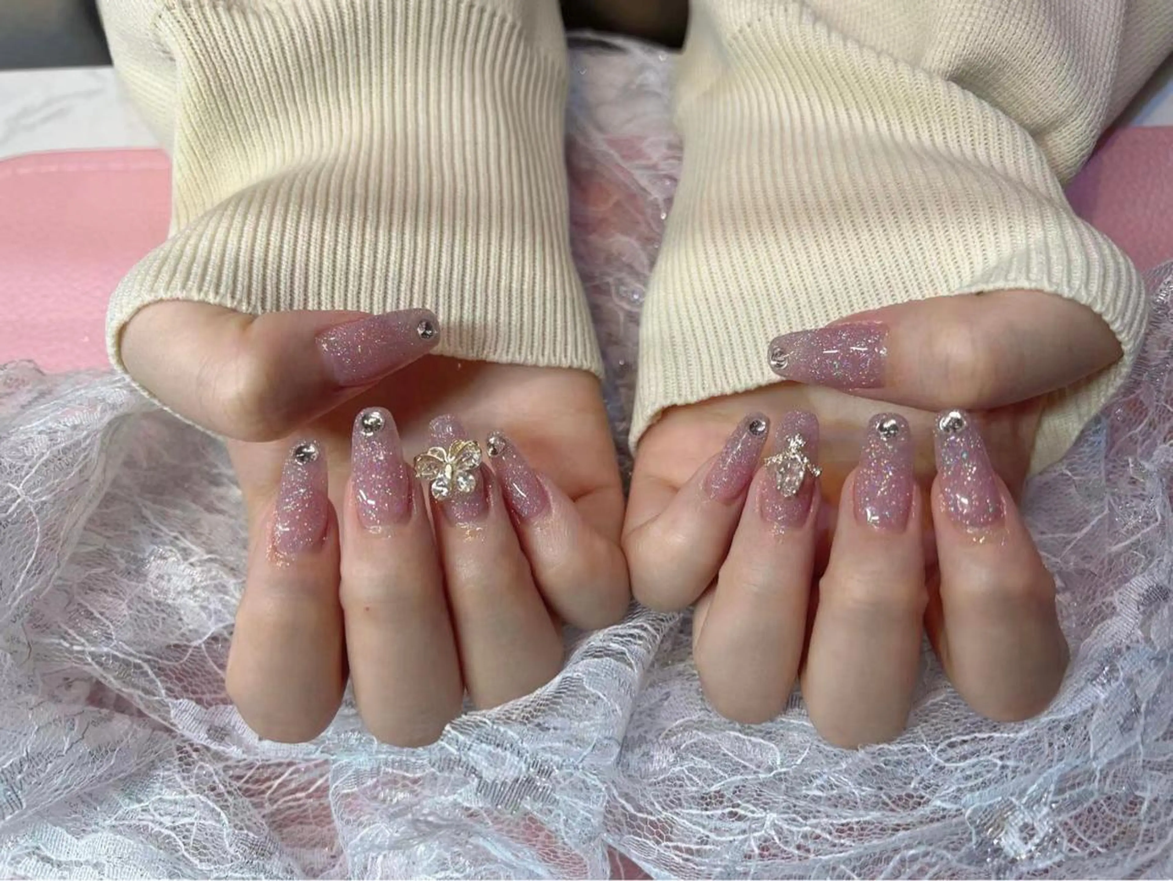 ネイル マグネットネイル 大塚眉毛|ハンドケア |肌管理の眉毛・アイブロウイメージ