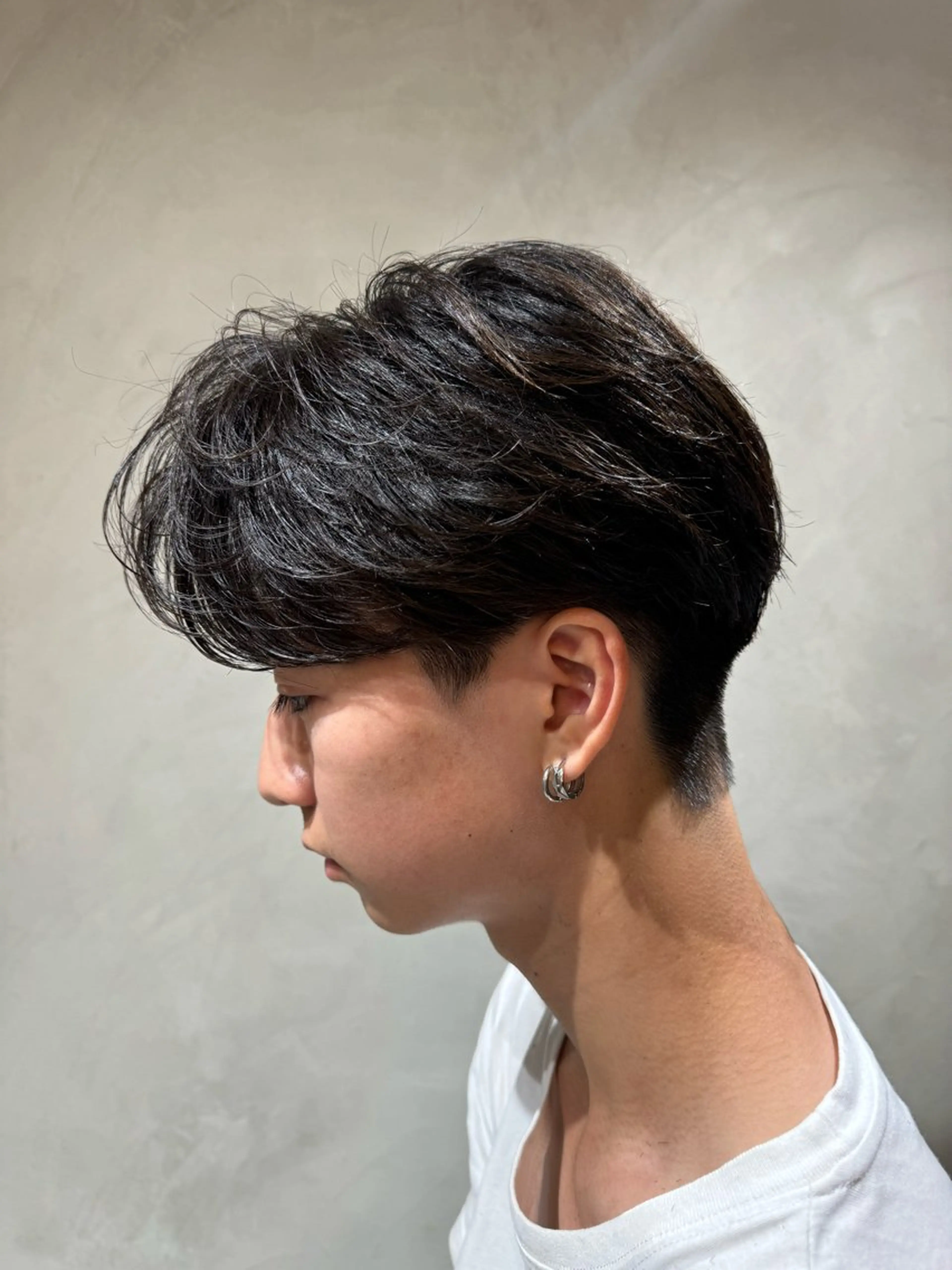 ショート パーマ メンズ センターパート メンズパーマ ニュアンスパーマ nico TOKYO 横浜所属・横浜/レイヤー/ カネコのヘアスタイル