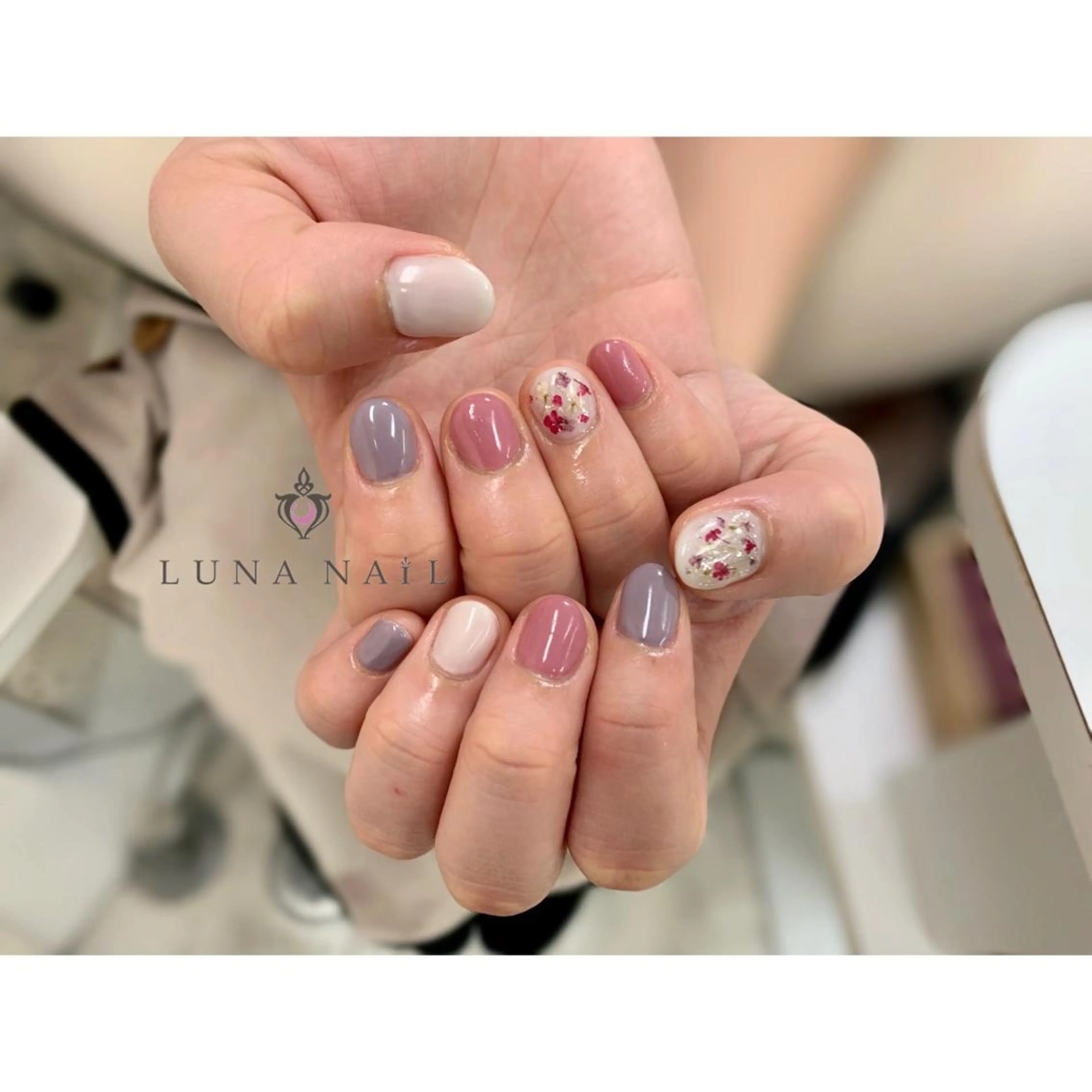 ネイル アトリエ　ミモザ所属・いまむら あかりのネイルデザイン