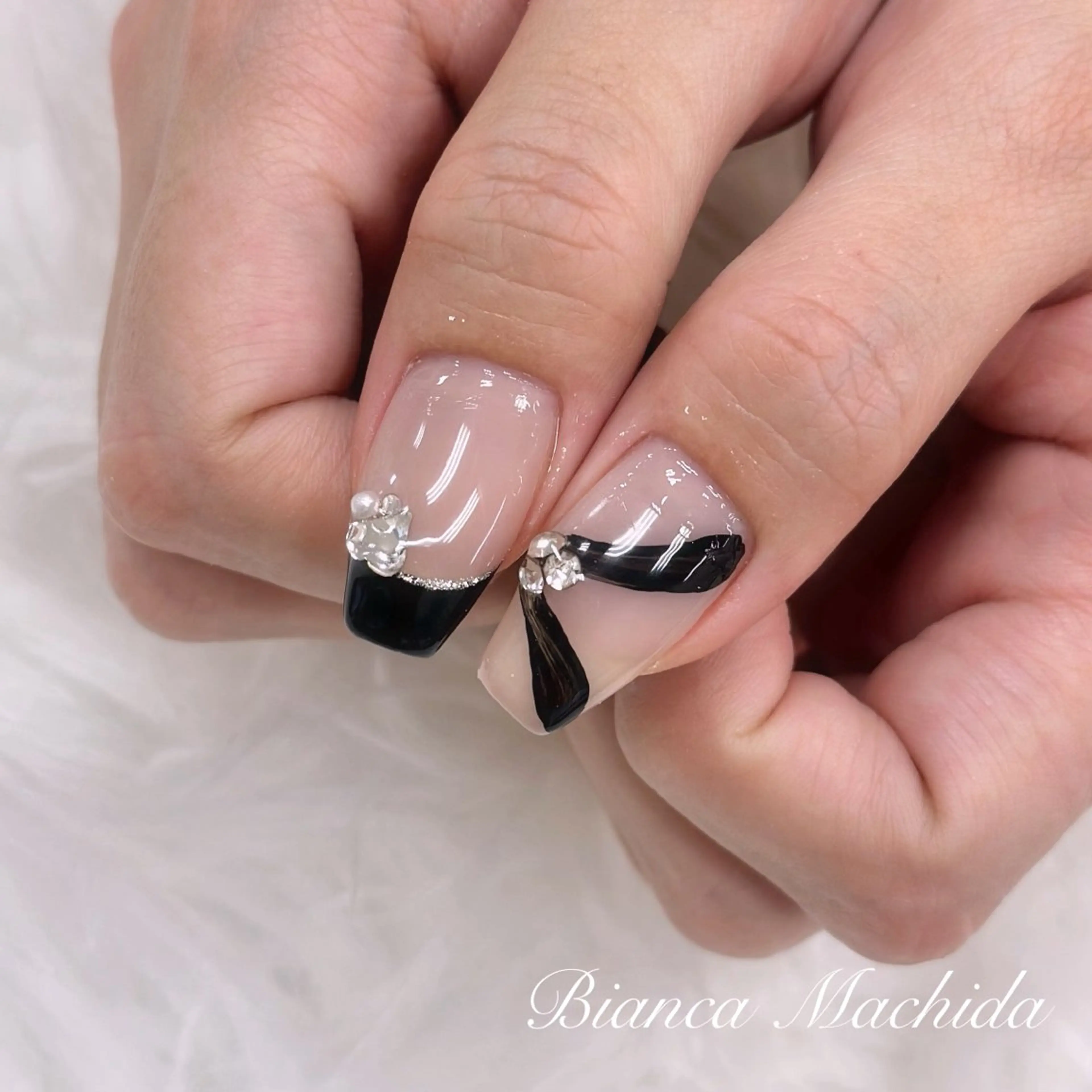 ネイル ハンドネイル Bianca👼🏻 OIKAWAのネイルデザイン