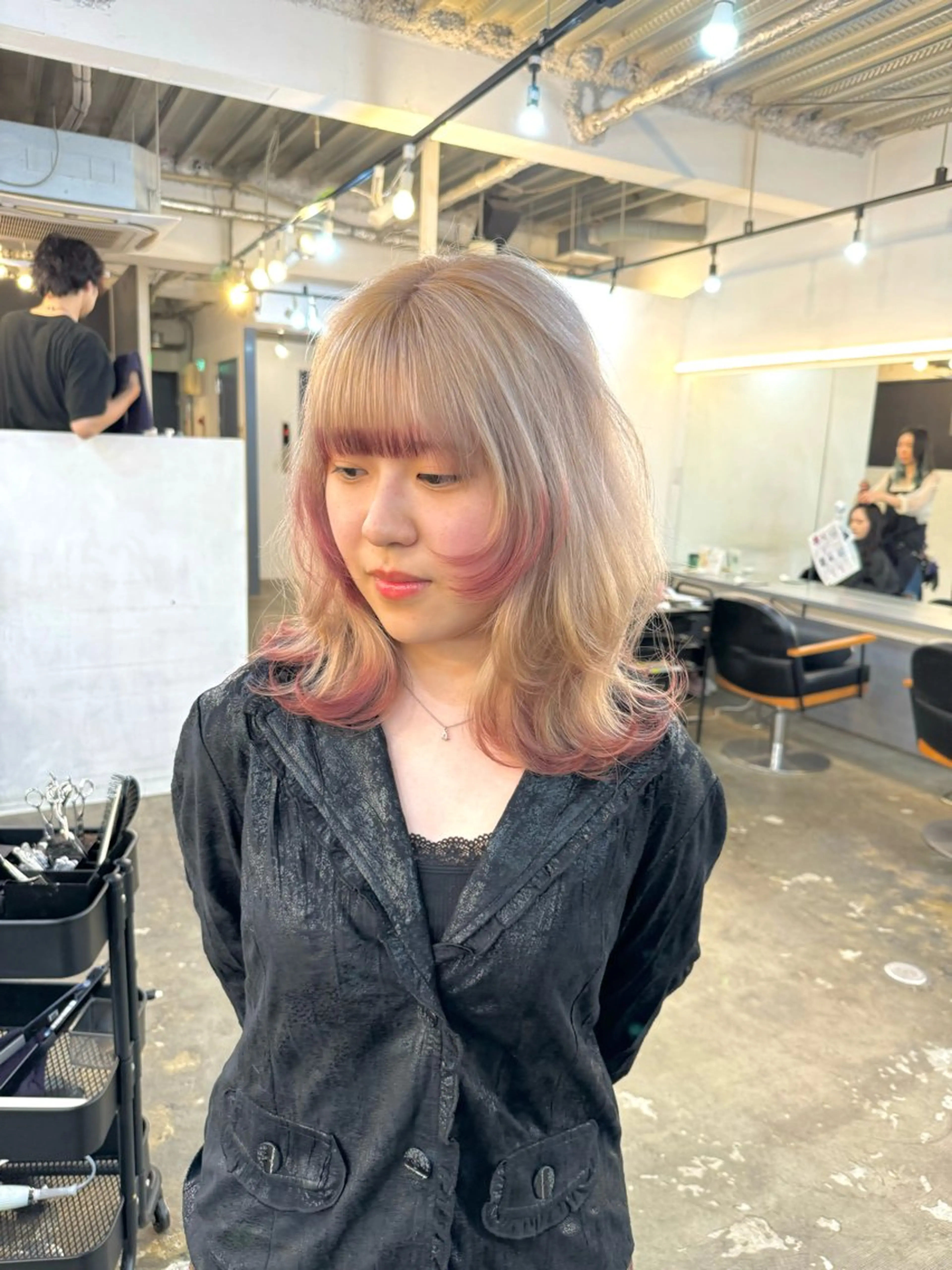 ミディアム カラー ✂韓国レイヤー 🦋みやび🪽のヘアスタイル