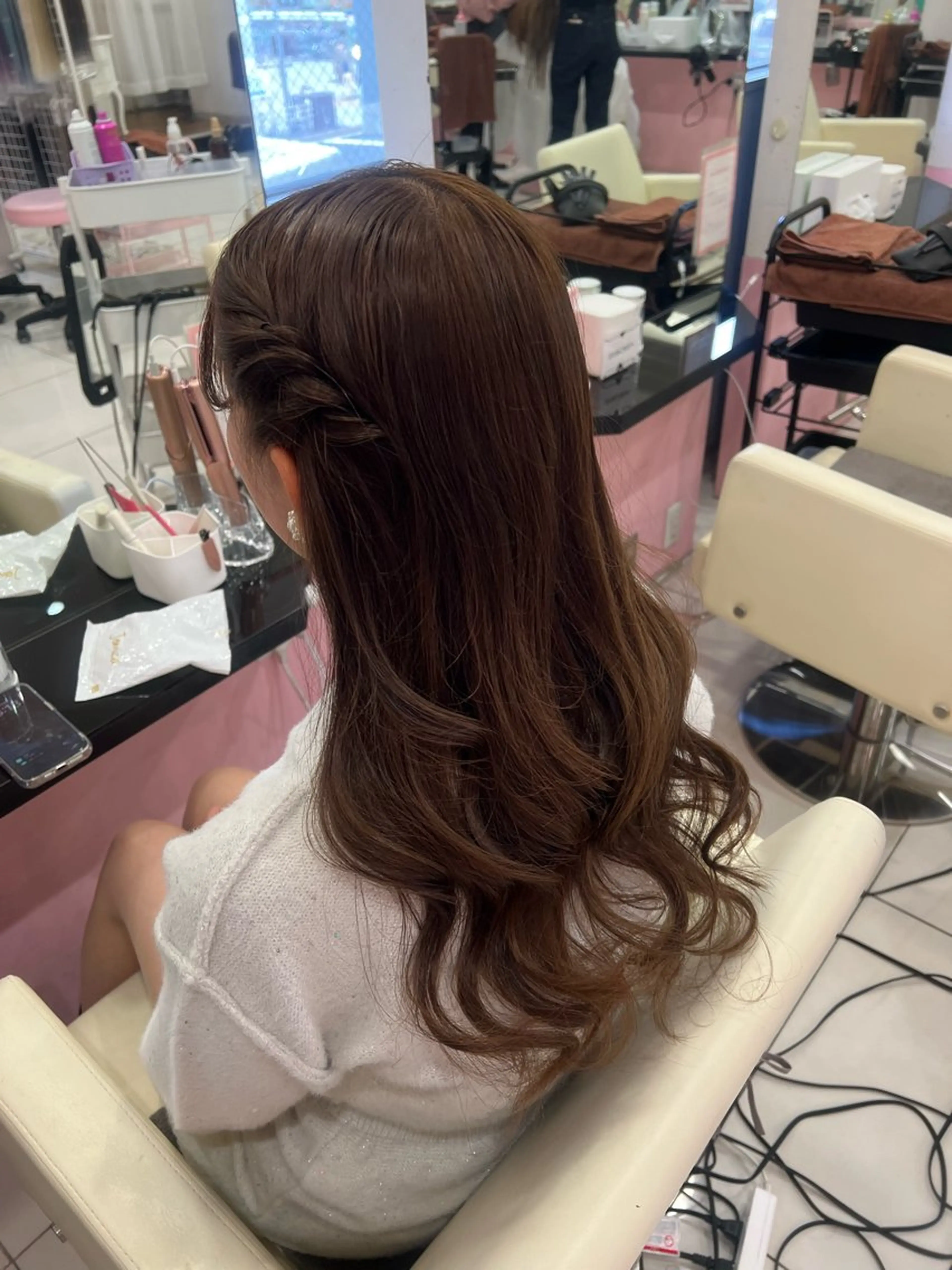 ロング ヘアアレンジ season Jr.のヘアスタイル