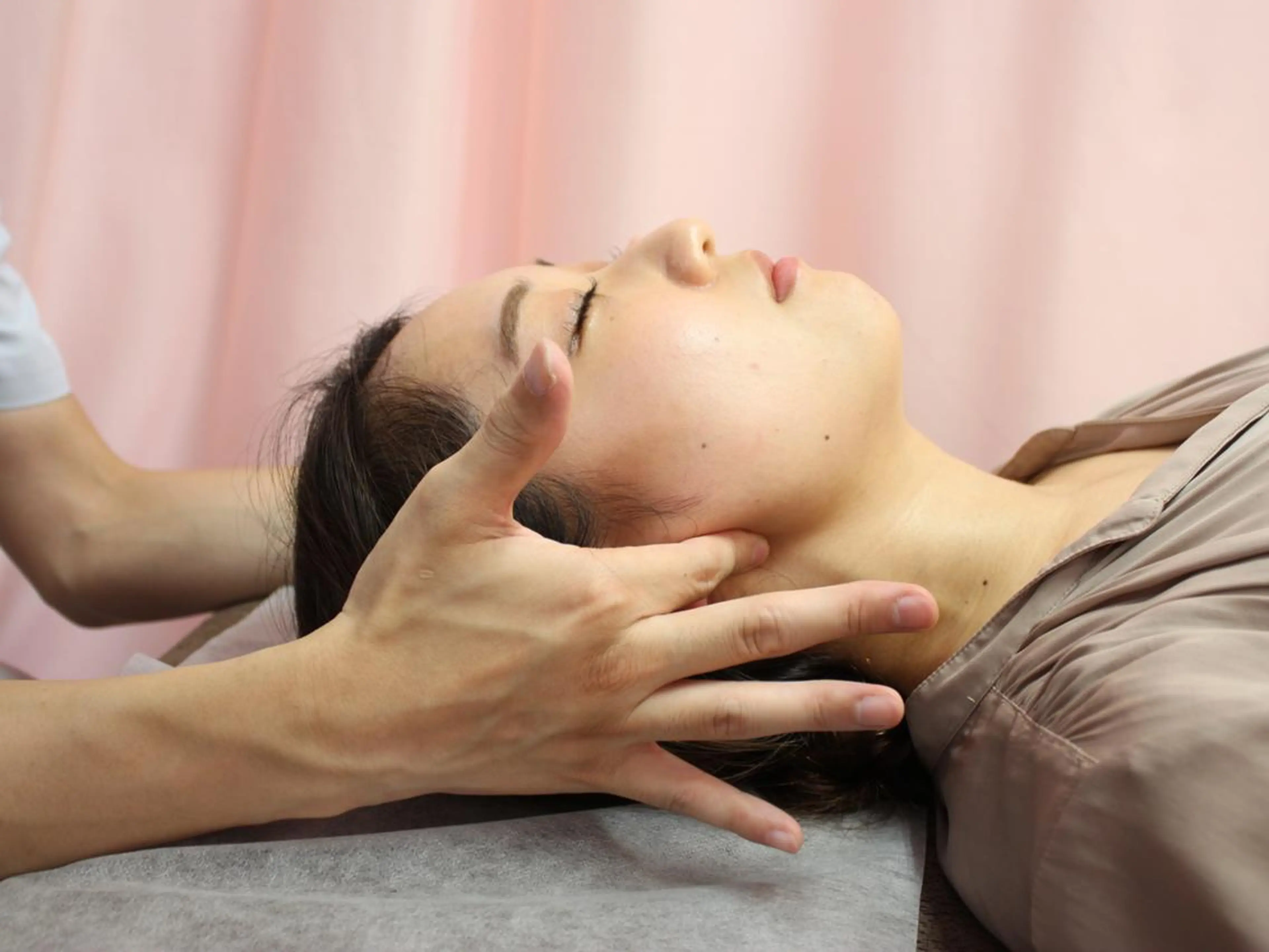 エステ リラク 同心整骨院 美容鍼・整体・小顔のエステ・リラクイメージ