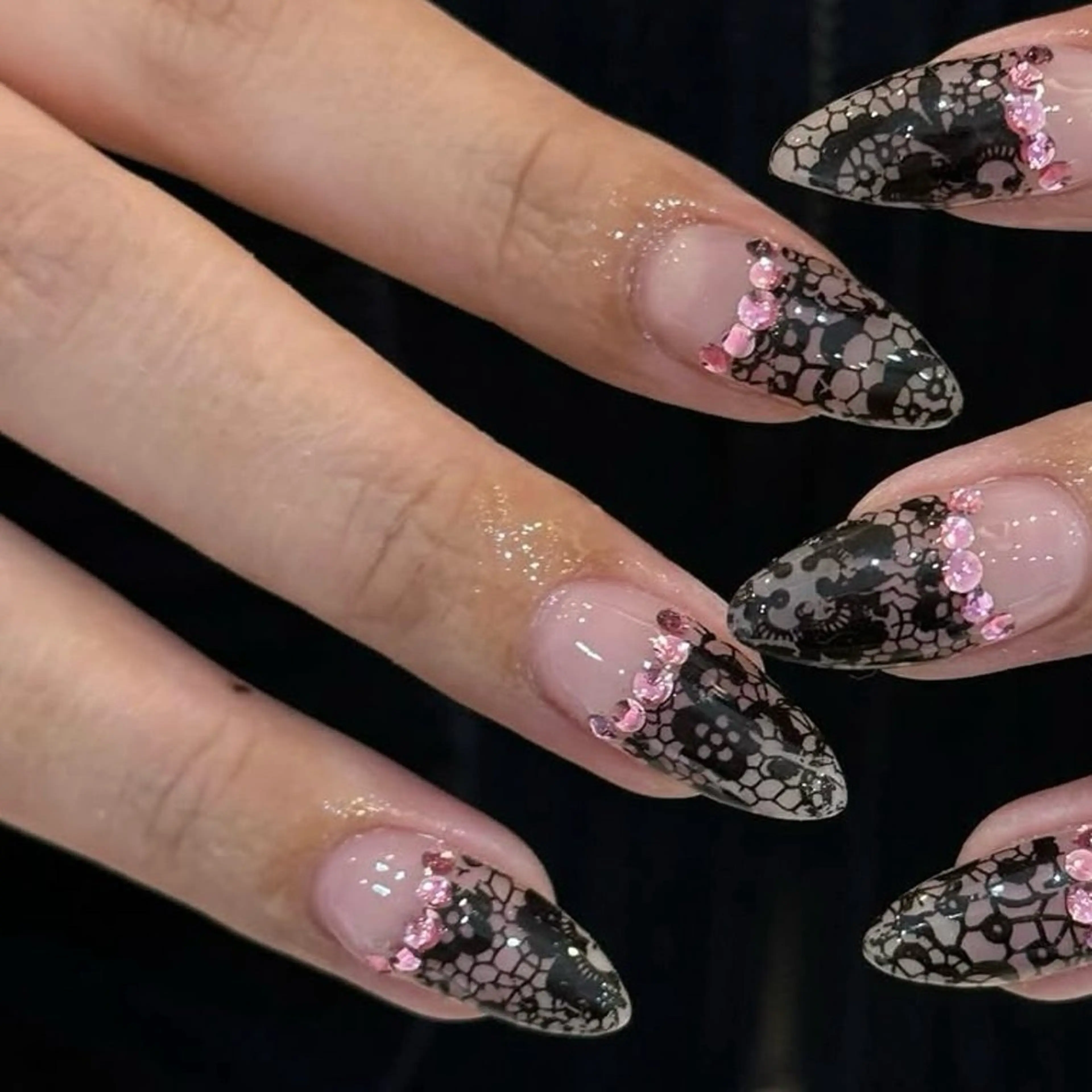 ネイル Bonnal所属・Manamǐ 個性派のネイルデザイン