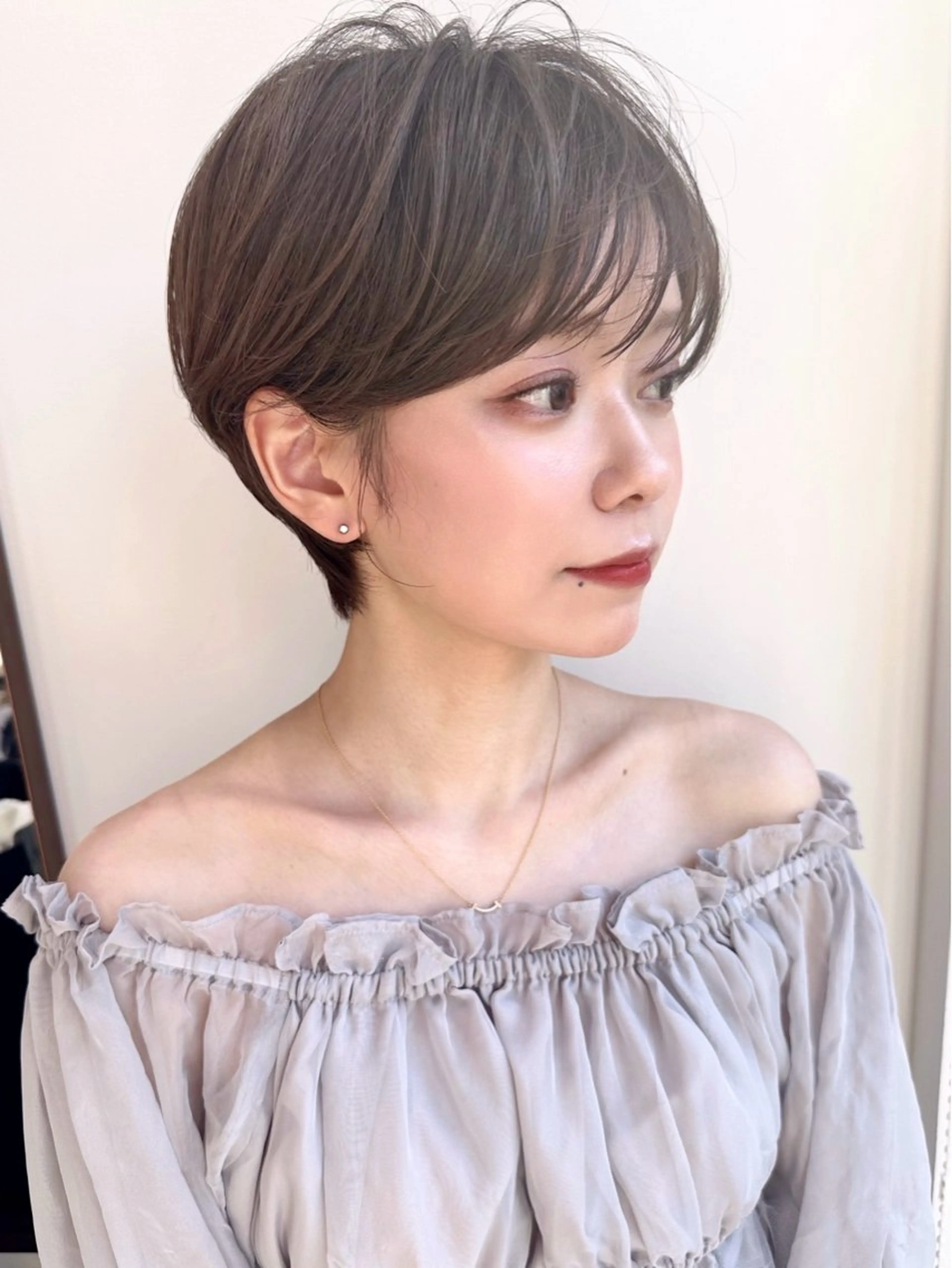 ショート カラー 透明感カラー 顔周りカット レイヤーカット ショートヘア トリートメント カット ヘアカラー トリートメント 🩰ナチュラル可愛い kamicare🩰のヘアスタイル