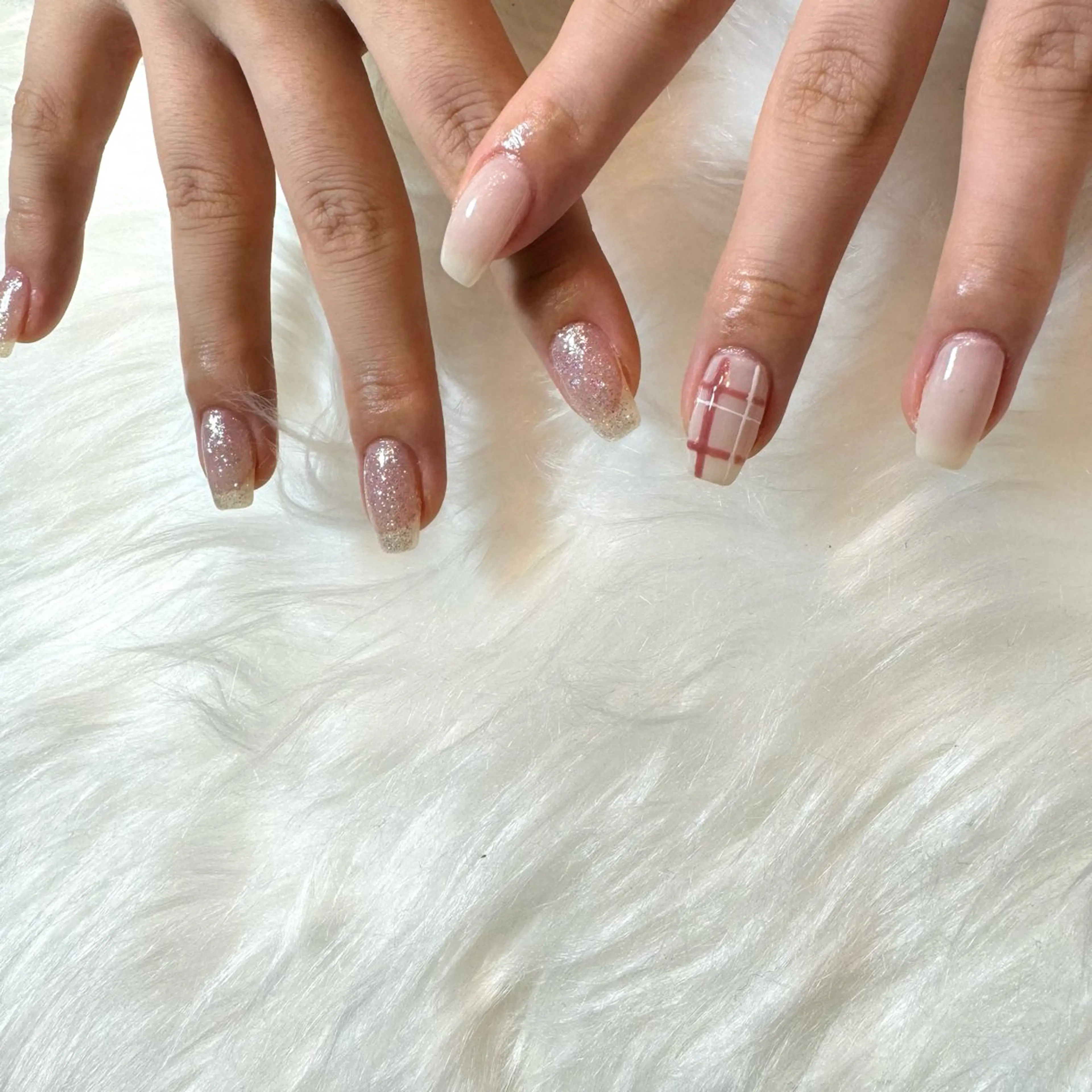 ネイル Aulu'bネイル ボディージュエリーのネイルデザイン