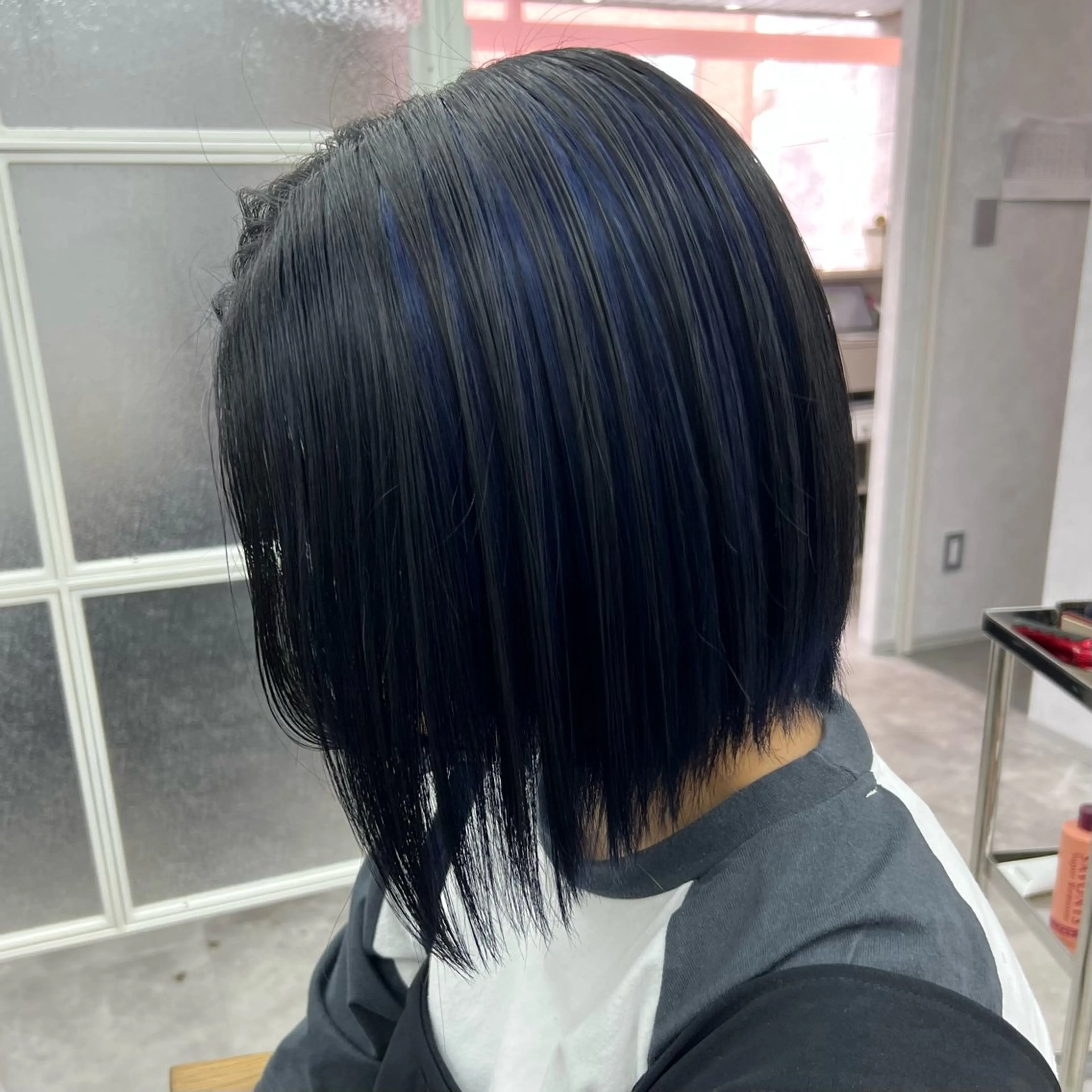 ショート カット ヘアカラー トリートメント 岸下 理緒のヘアスタイル