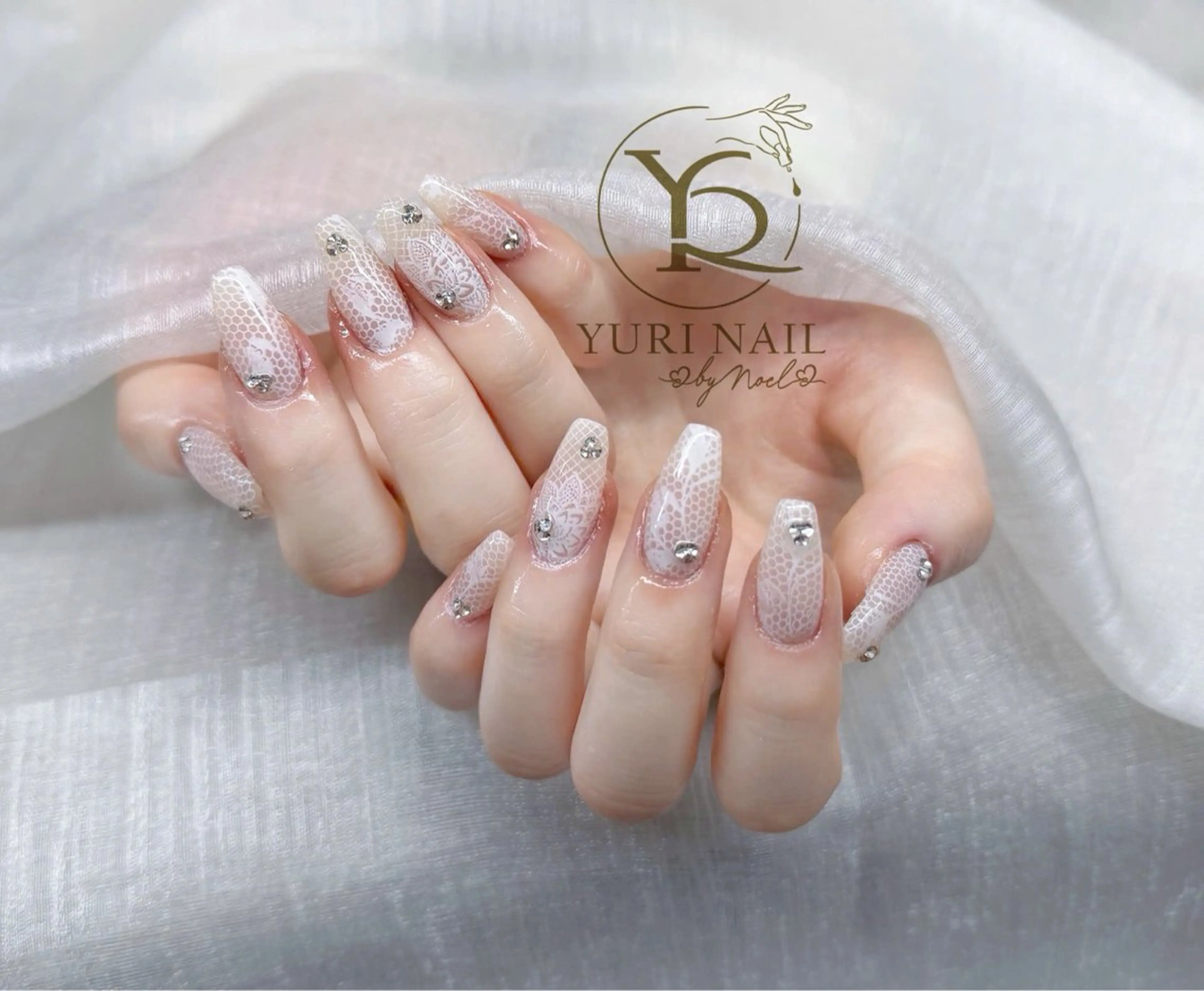 ネイル チークネイル フットネイル フレンチネイル グラデーション キラキラネイル ハンドネイル フットネイル ハンドケア YURI Nail Narita所属・YURI Nail NARITAのネイルデザイン