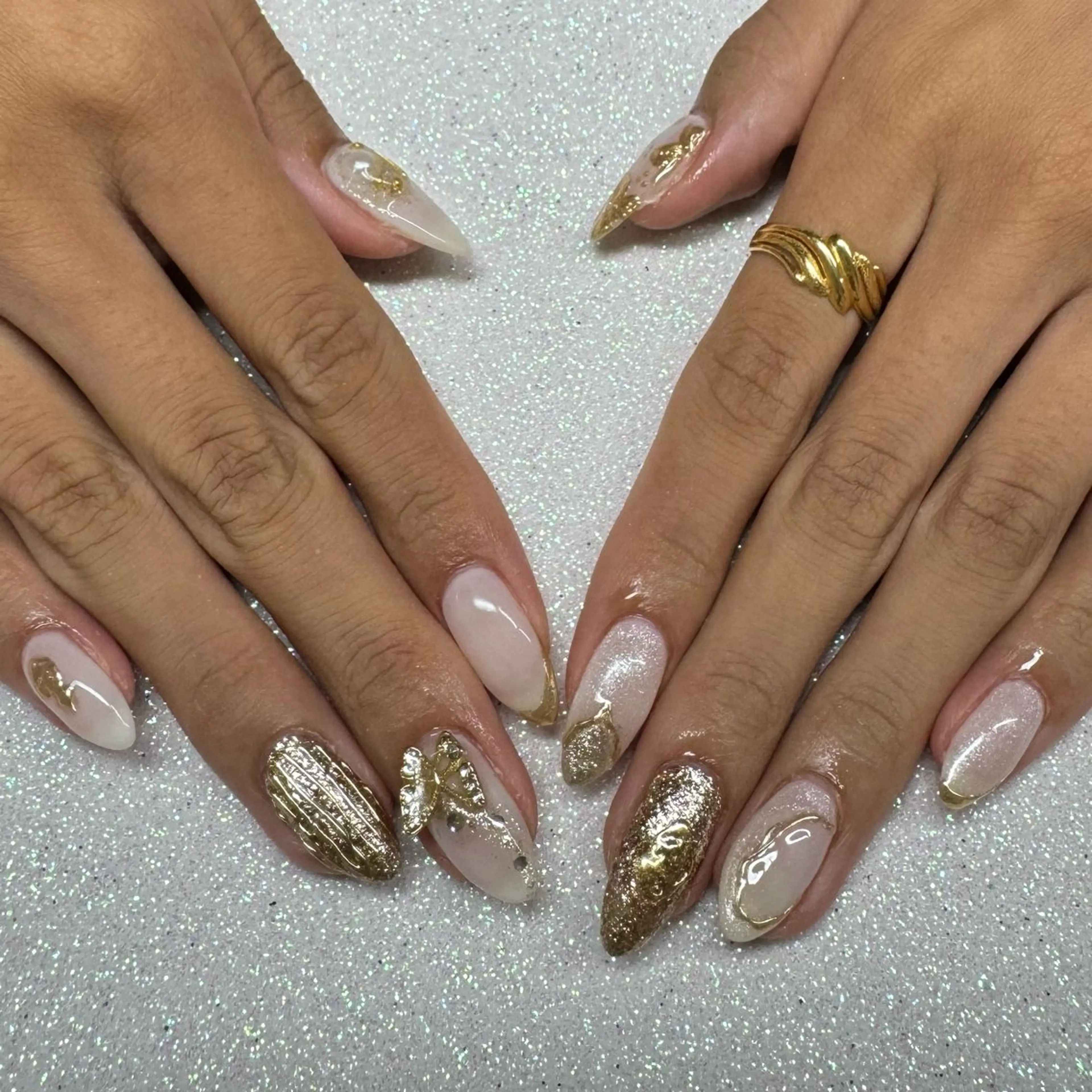 ネイル ハンドネイル VIERU 🌈🎀💖のネイルデザイン