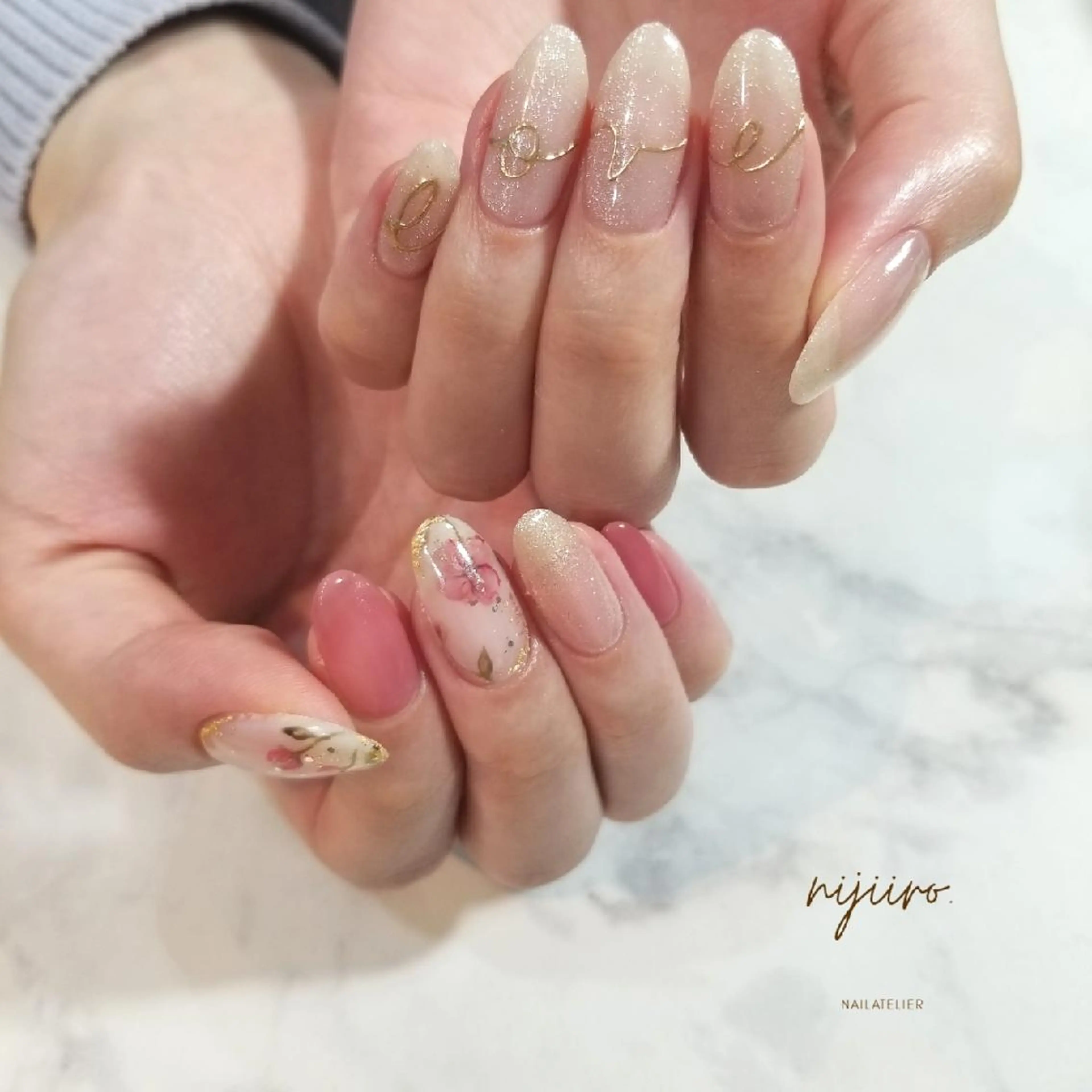 ネイル ハンドネイル nailatelier nijiiro.所属・nijiiro🌈 サトウのネイルデザイン