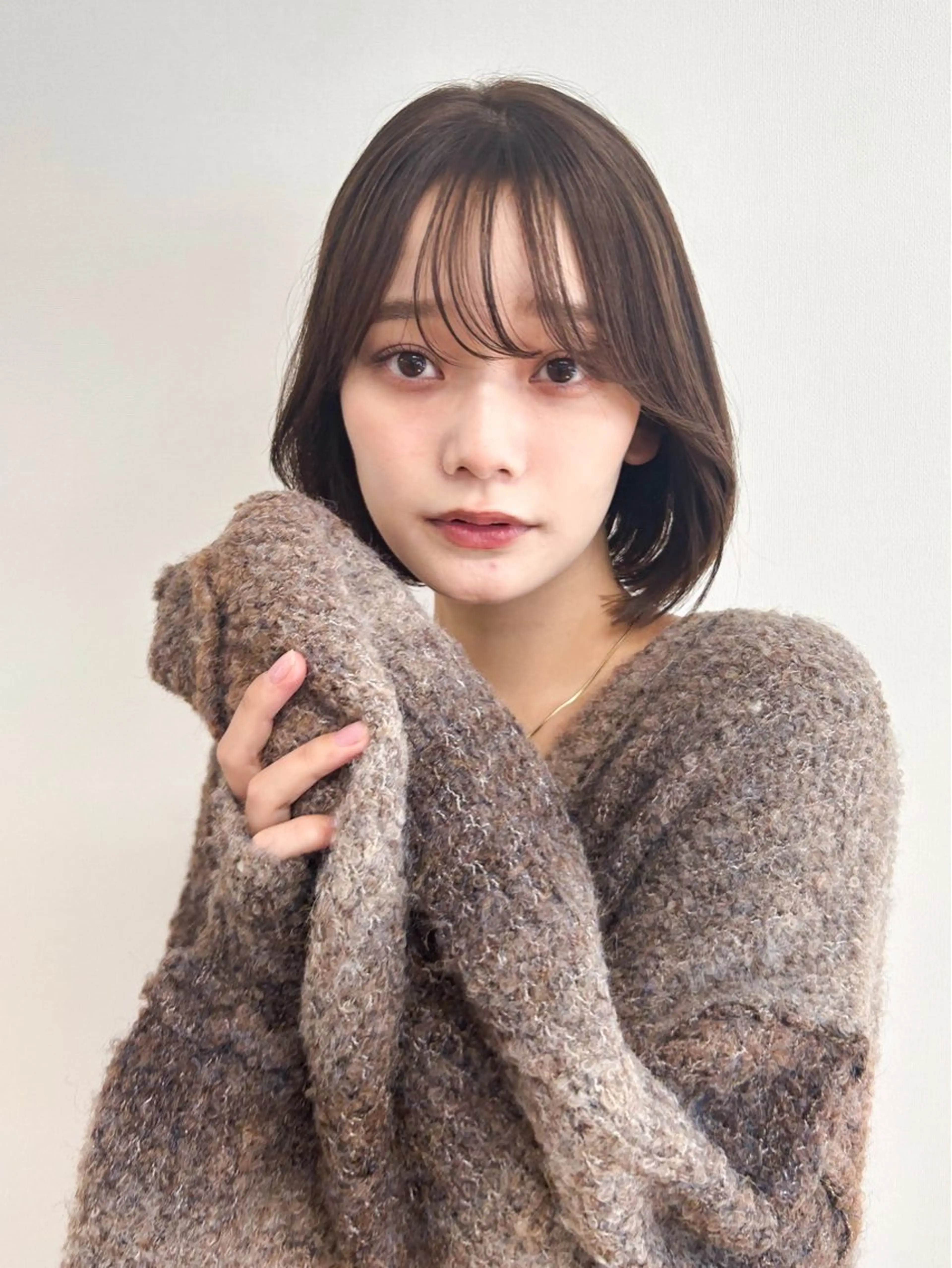 ミディアム カラー KYARA HALF 【アカデミー】のヘアスタイル