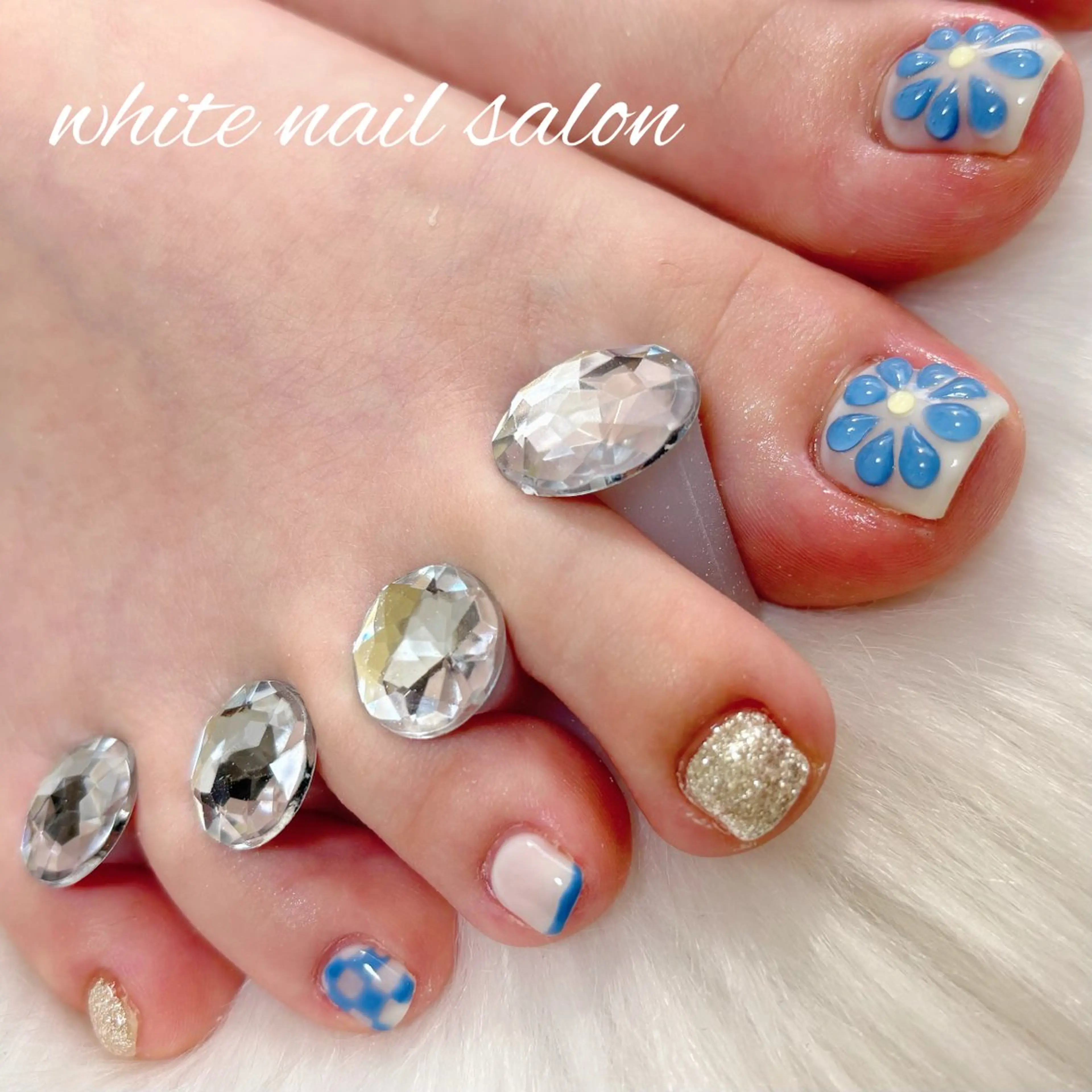 ネイル フットネイル フットネイル white nail salonのネイルデザイン