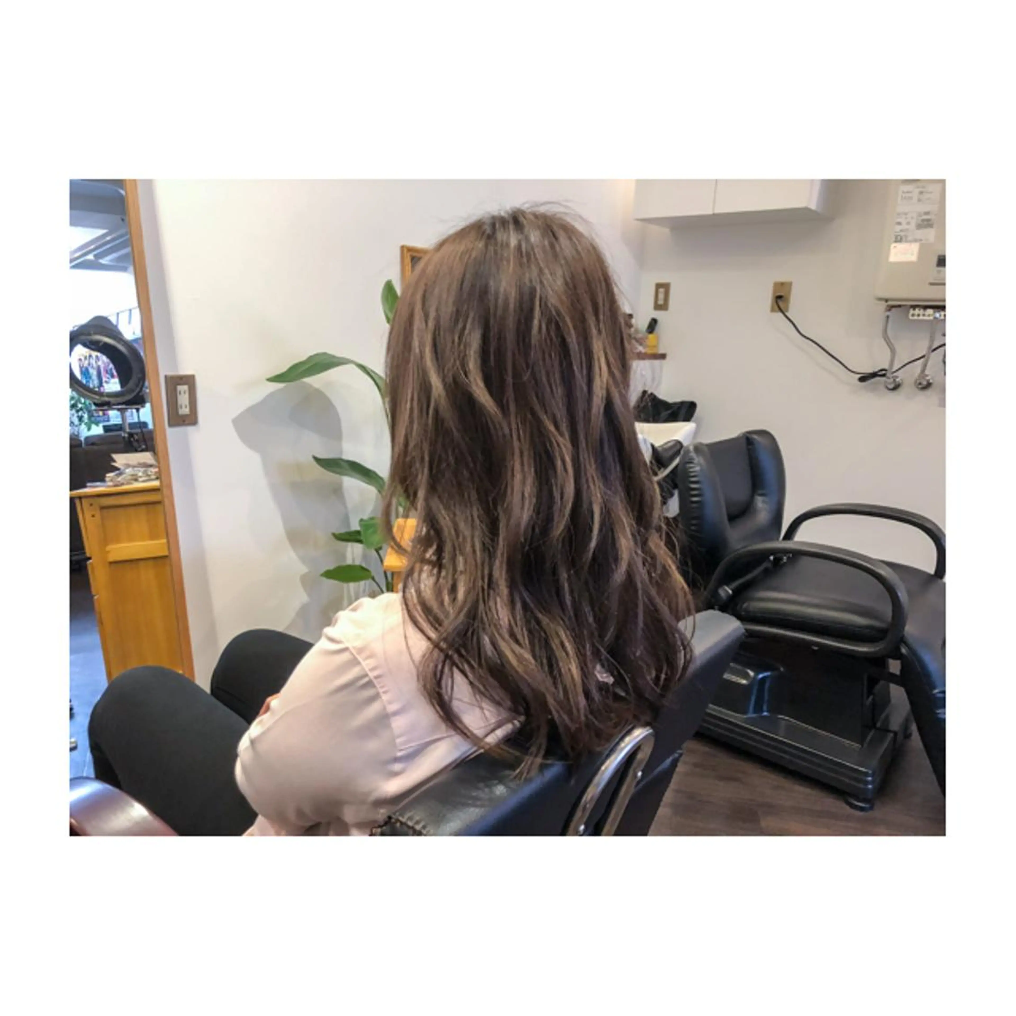 ロング カラー HAIRsalon BONDS所属・山本 佳裕のヘアスタイル