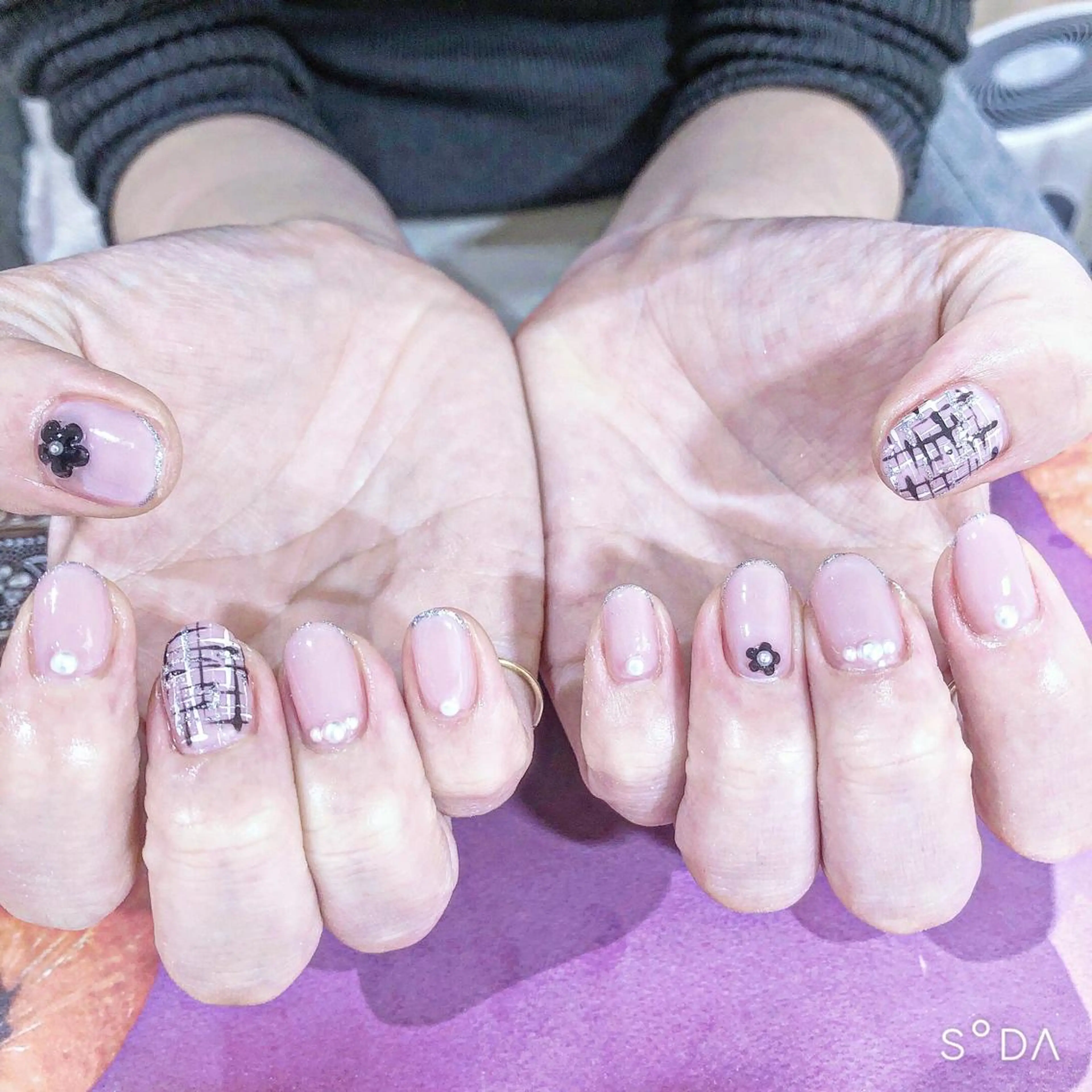 ネイル ハンドネイル 吉野✨ ネイルデザイナー✨のネイルデザイン