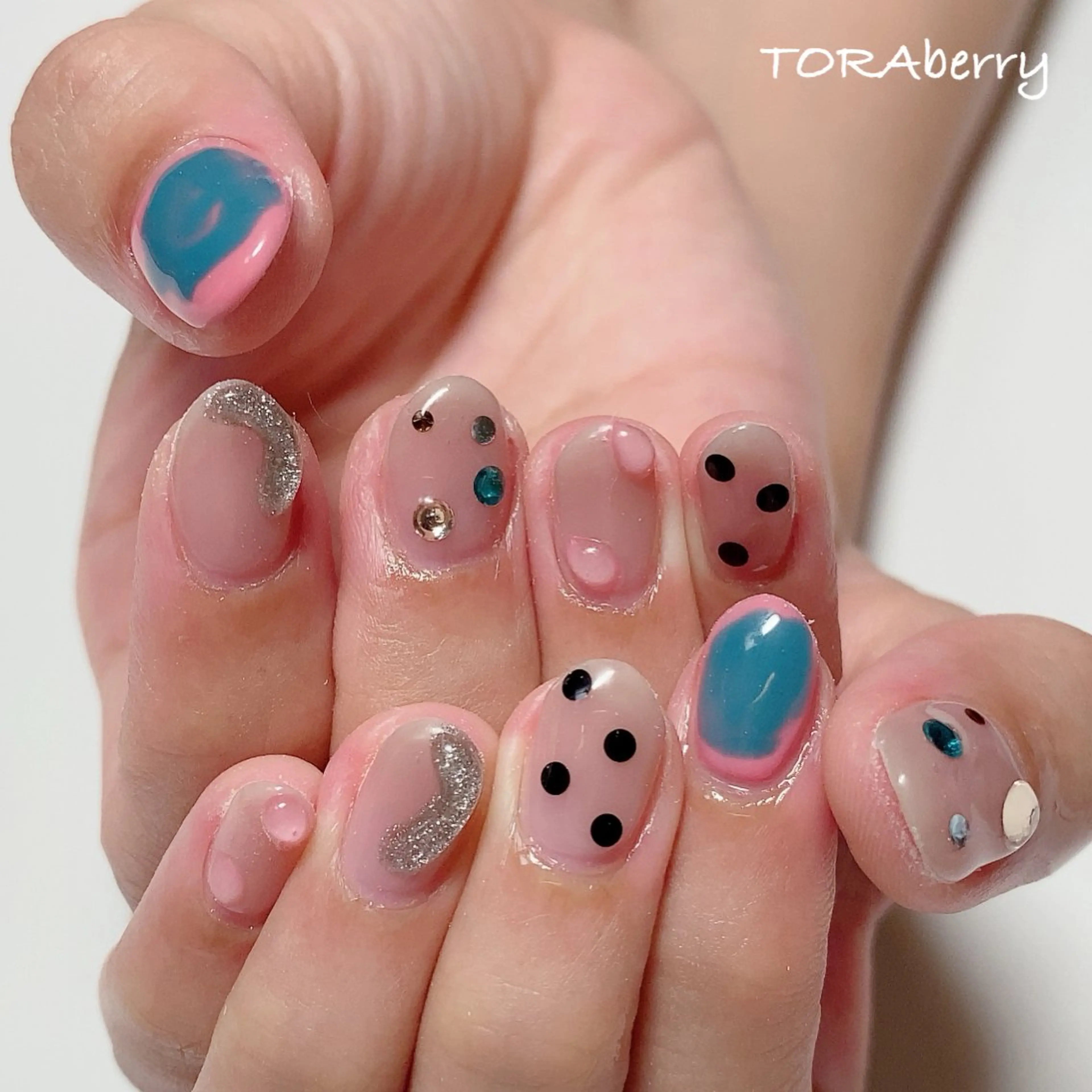 ネイル ハンドネイル ネイリスト なつみのネイルデザイン