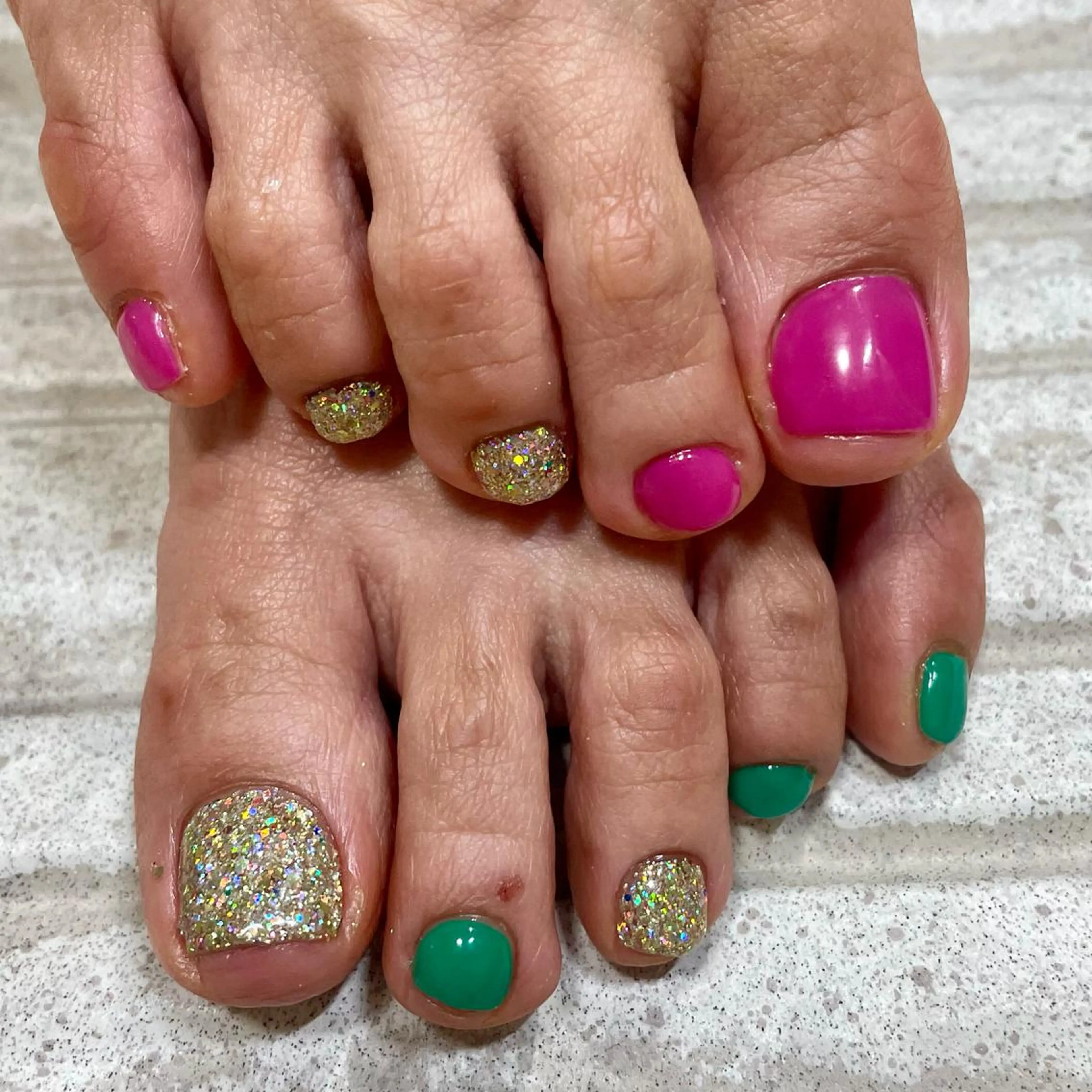 ネイル フットネイル ワンカラーネイル 奥園 良恵のネイルデザイン