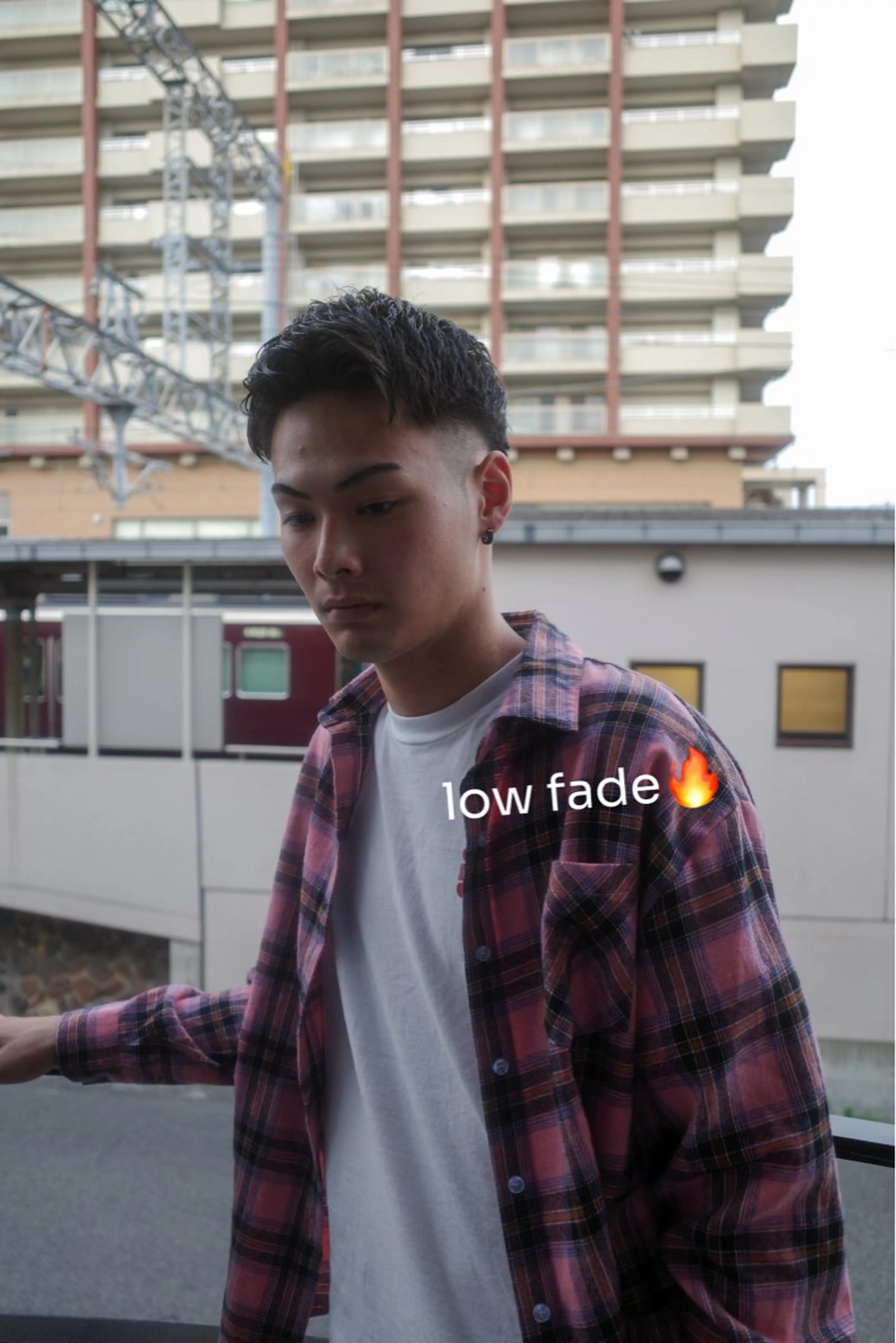 メンズ アップバング メンズハイライト マッシュ メンズパーマ メンズツイストパーマ Embellir甲東園所属・三野 光太郎のヘアスタイル