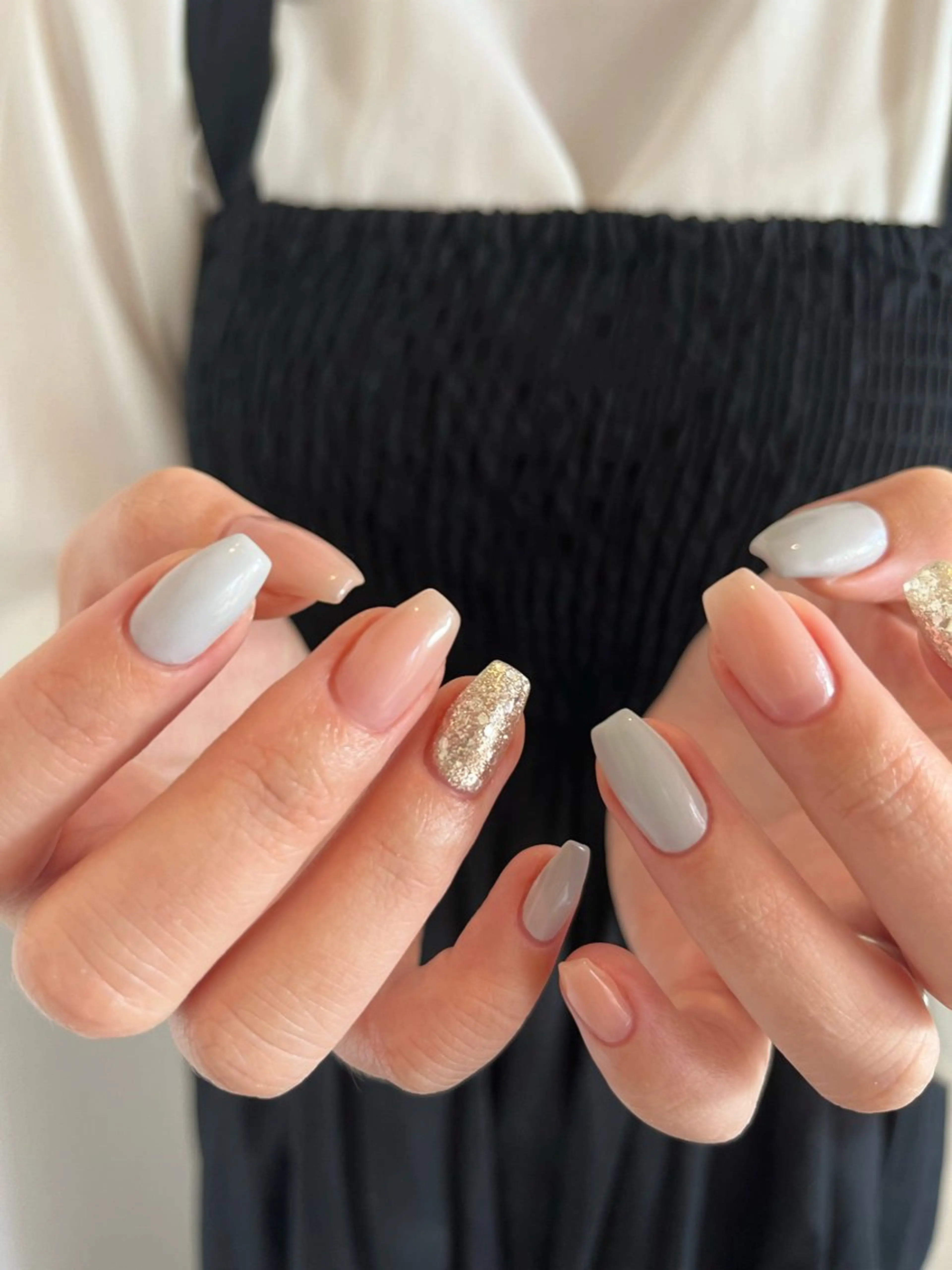 ネイル ラメ(グリッター) オフィスネイル シンプルネイル スクエアネイル ハンドネイル people所属・luster shihoのネイルデザイン