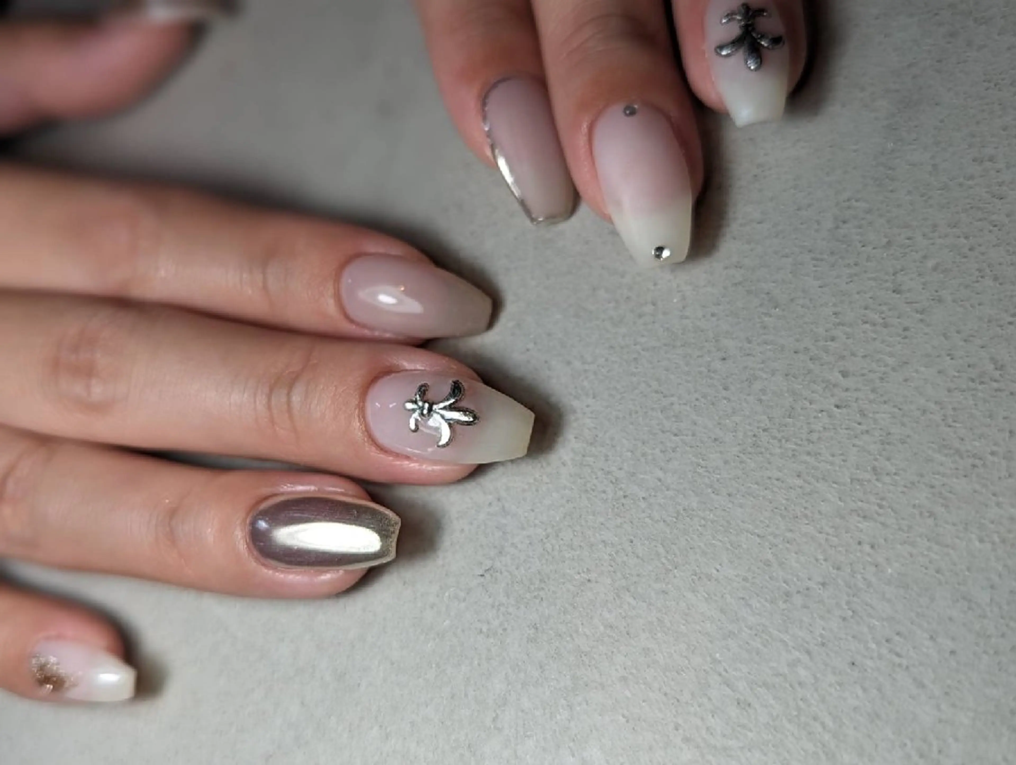 ネイル Nailsalon BEeR。のネイルデザイン