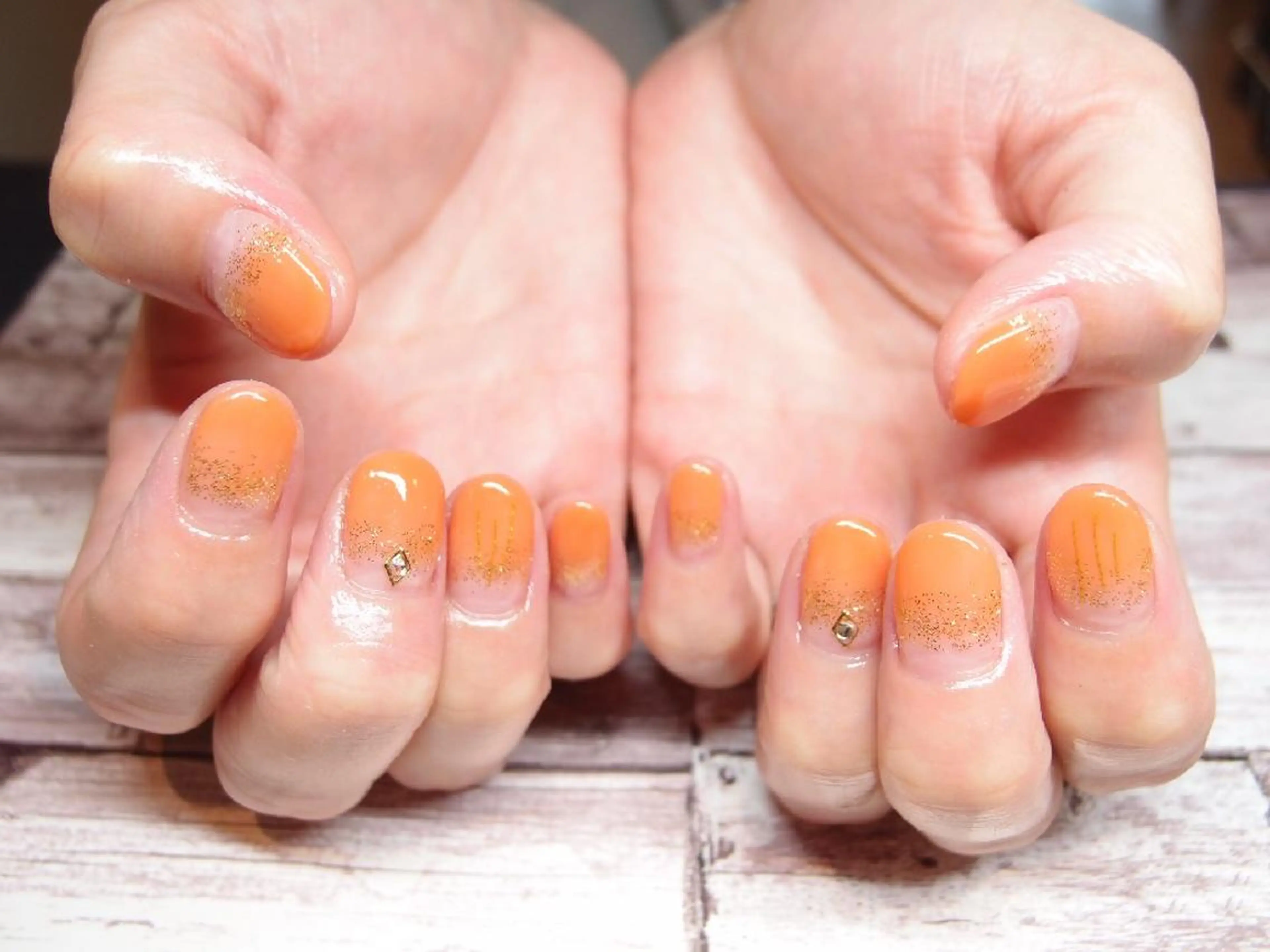 ネイル グラデーション ConneQt所属・ETHOSENSE. kimikaのネイルデザイン