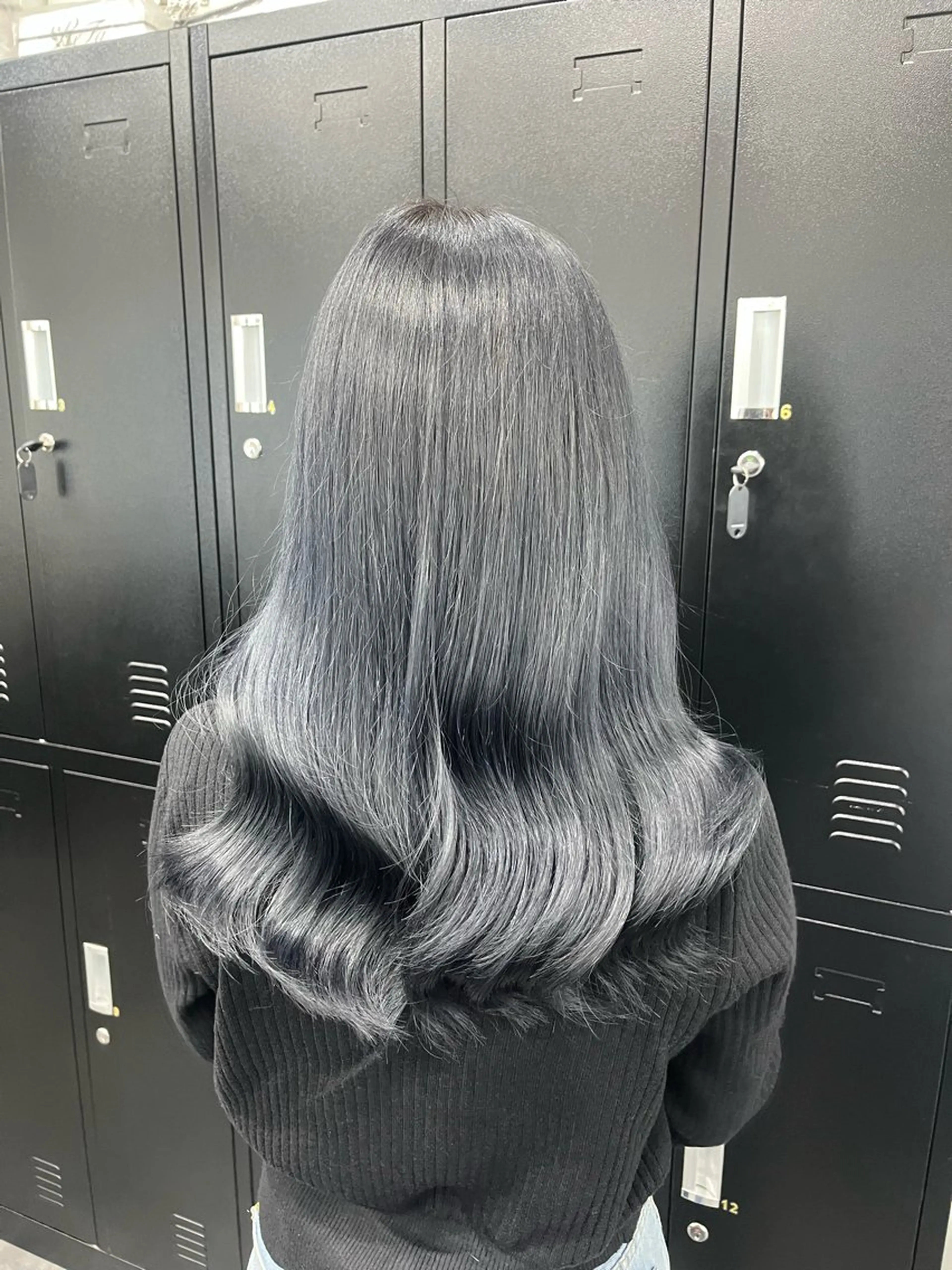 セミロング カラー ブリーチ ハイトーンカラー 韓国風ヘア ヘアカラー トリートメント ヘアセット 韓国ヘア🖤/透明感 shihoのヘアスタイル