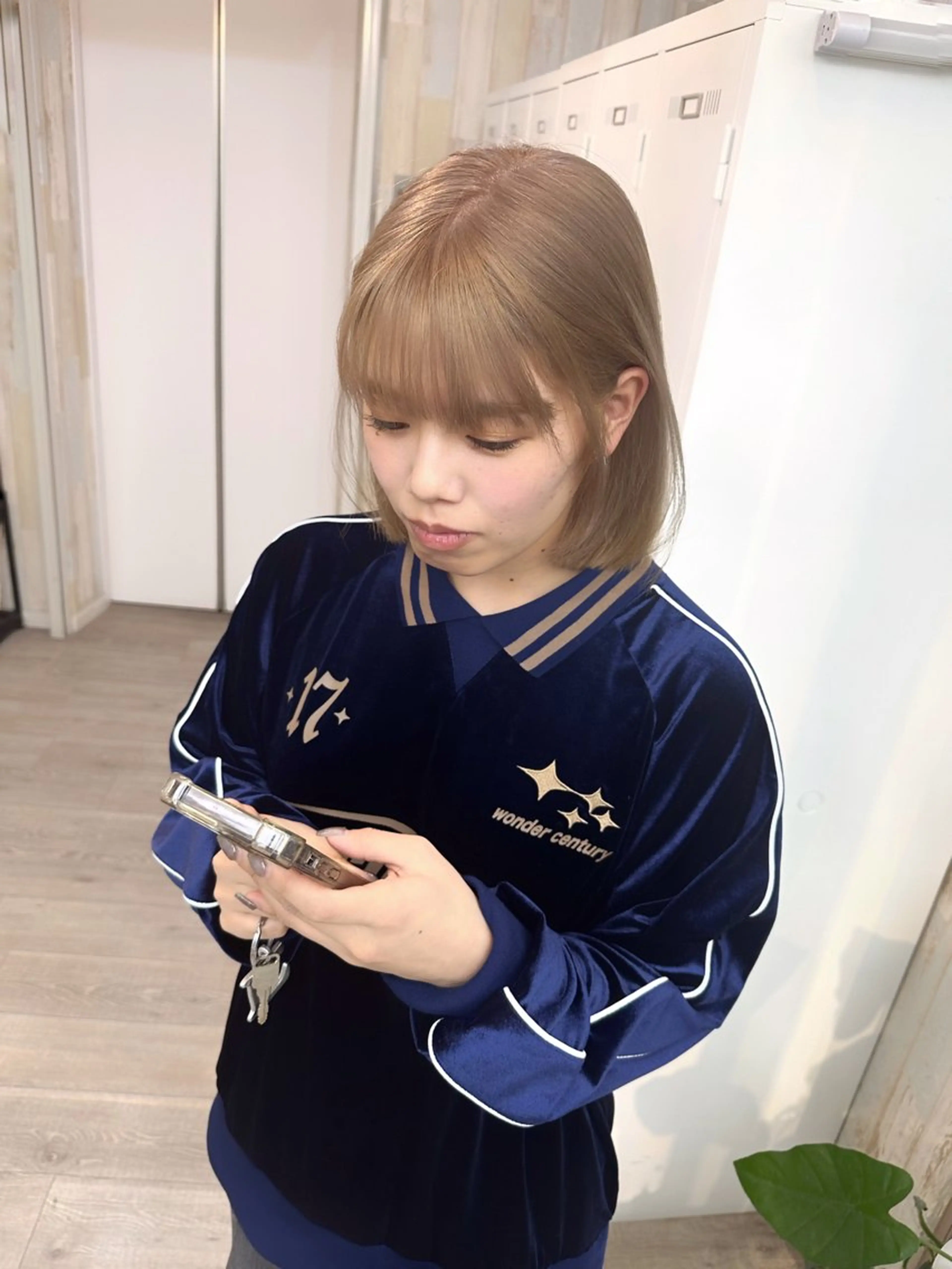 ミディアム カラー ブリーチ ボブ カット ヘアカラー KEIGO/ ブリーチ、矯正特化のヘアスタイル