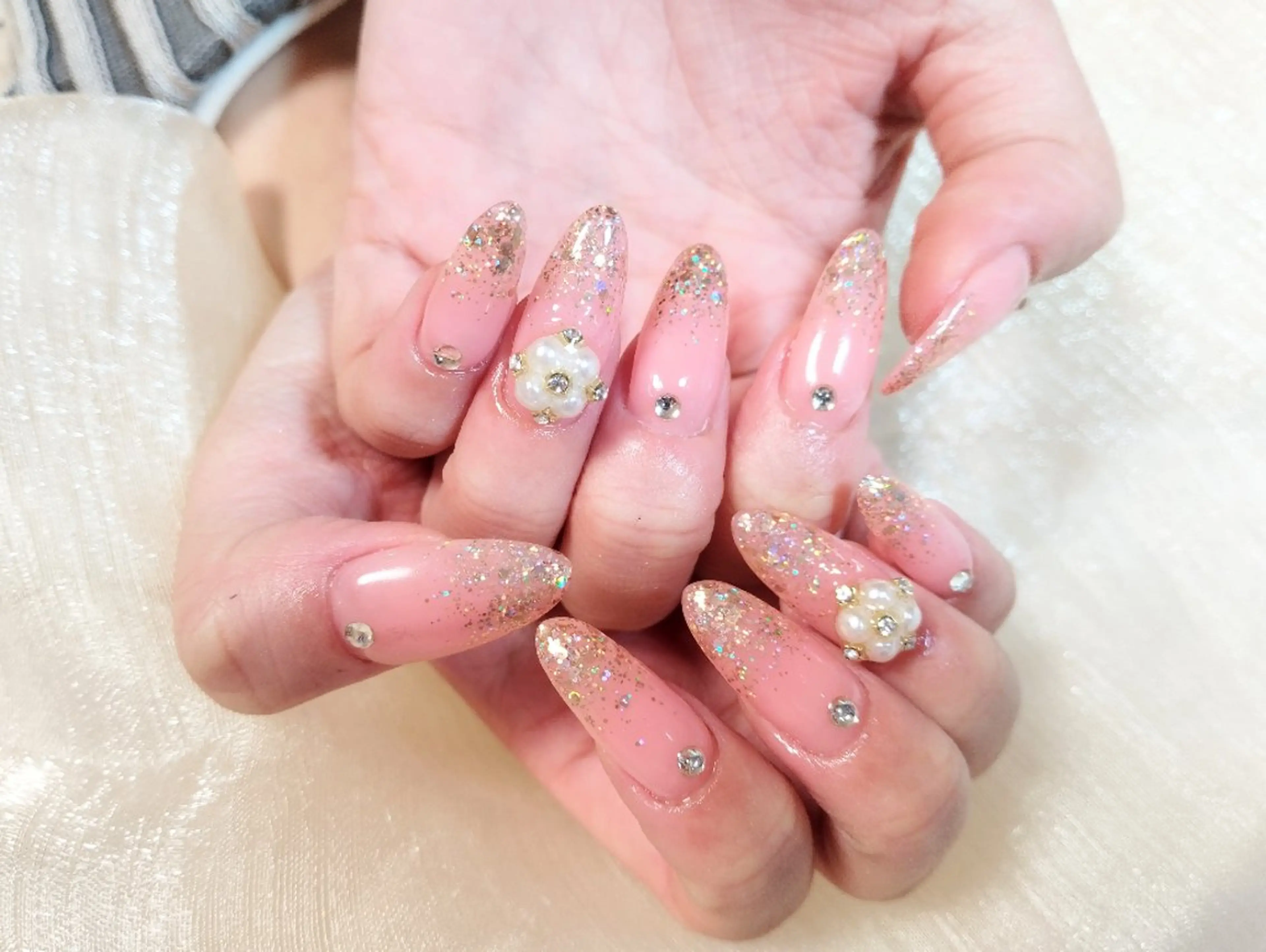 ネイル シンプルネイル ネイルチップ ハンドネイル ハンドケア ＤI'A ネイルサロンのネイルデザイン