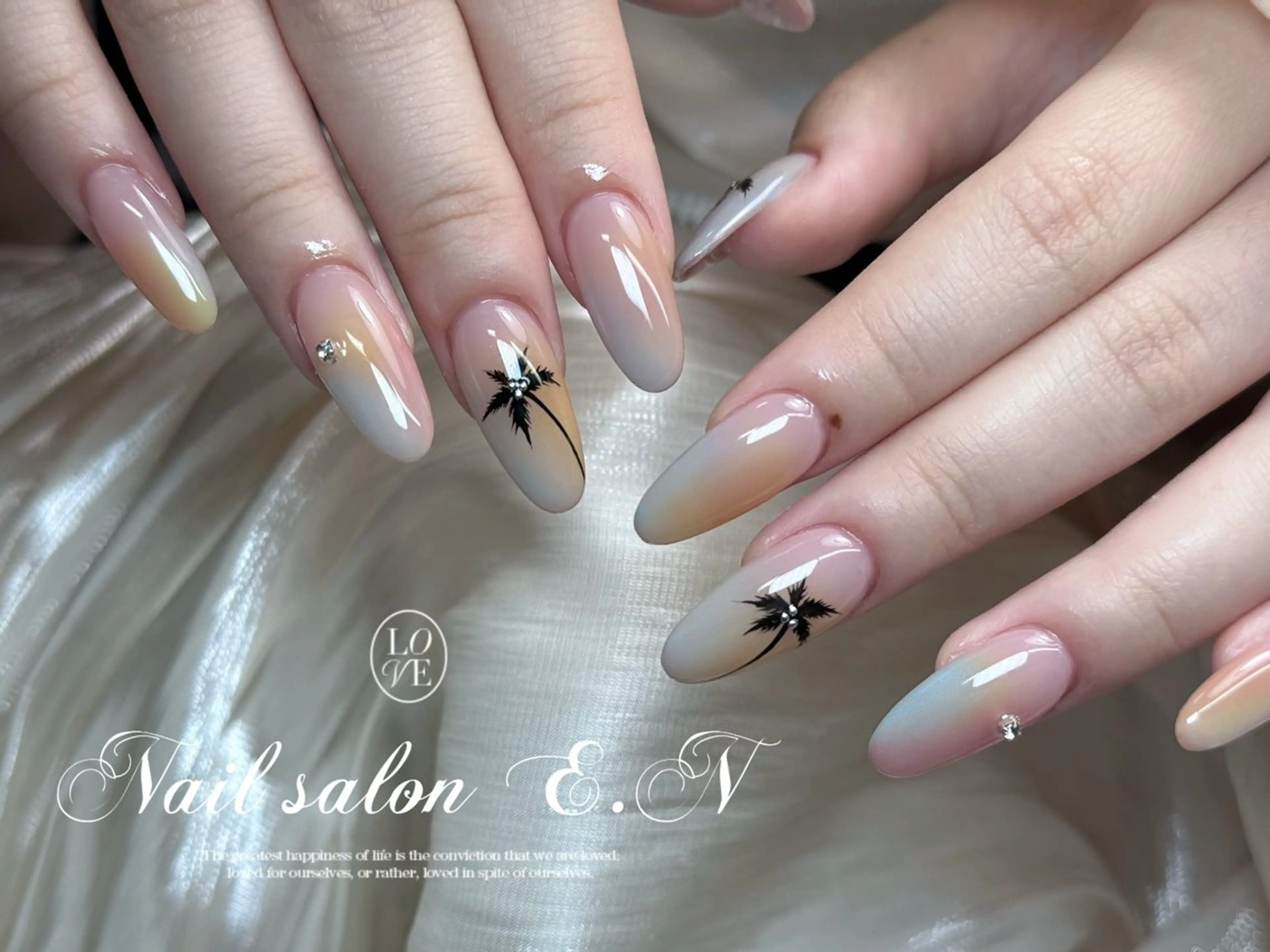 ネイル E.N🦋 長さ出し/持ち込みのネイルデザイン