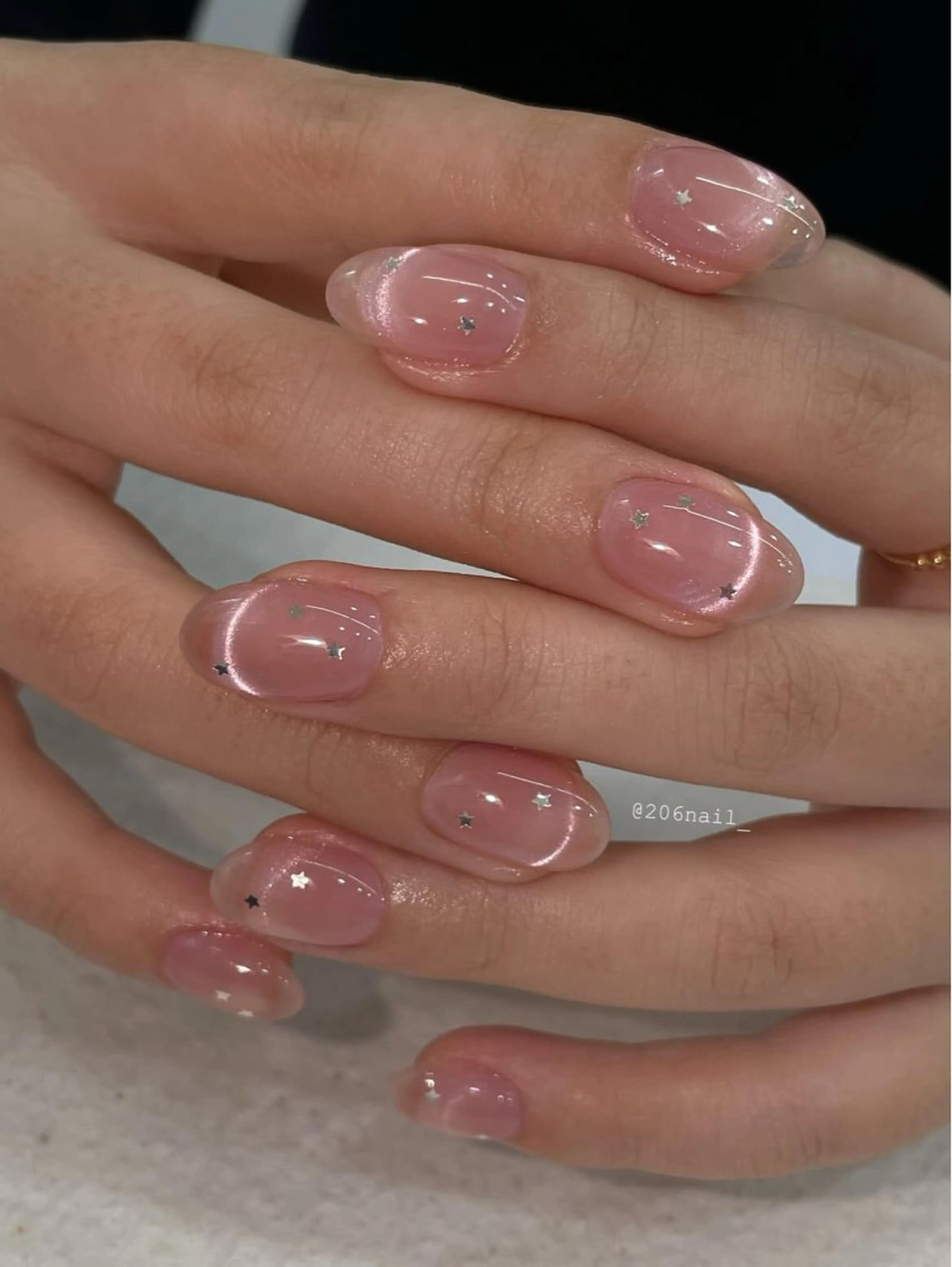 ネイル グラデーション ラメ(グリッター) マグネットネイル ミラーネイル ニュアンスネイル ハンドネイル Lumi de nails所属・Lumi de nailsのネイルデザイン