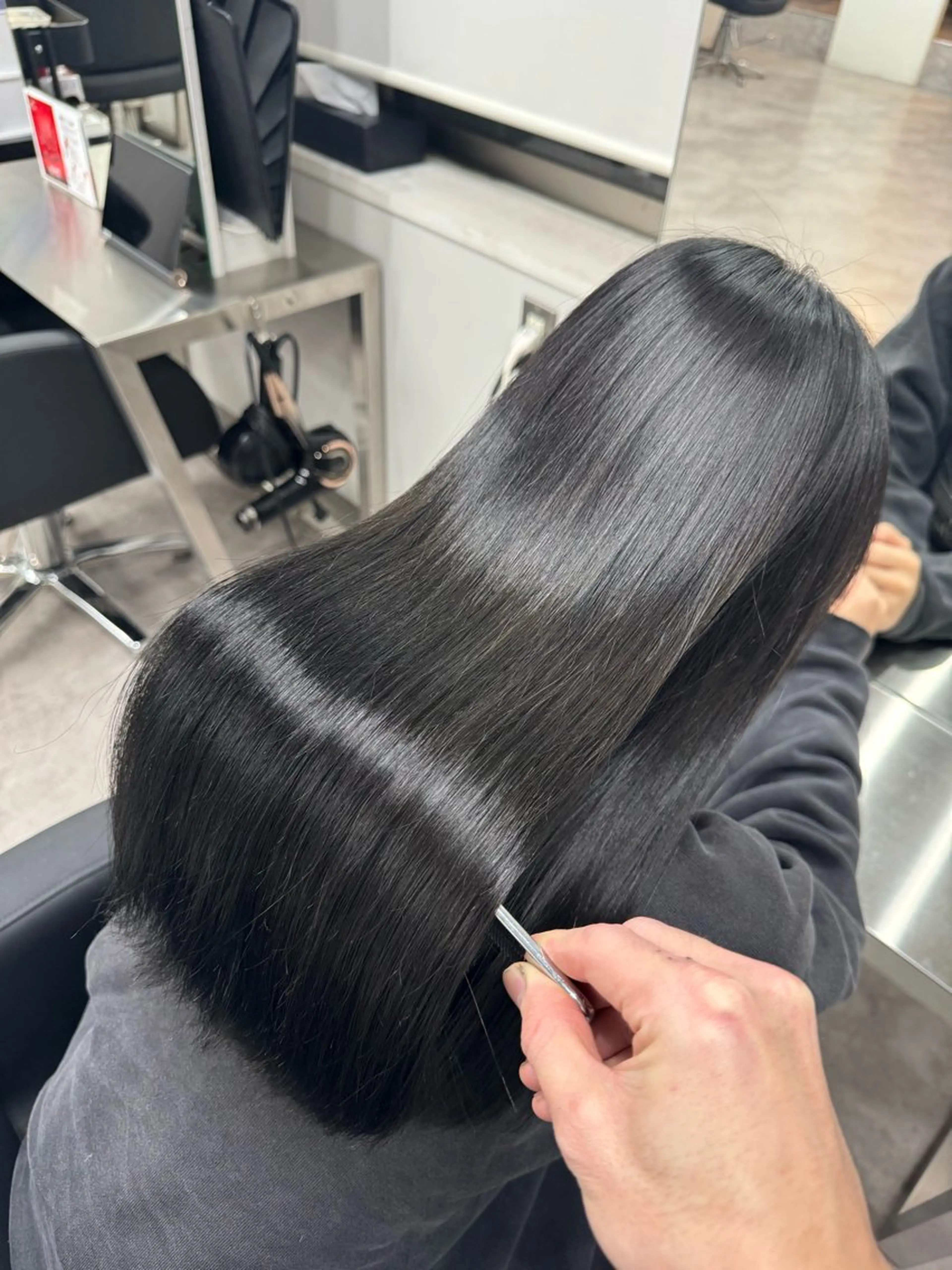 ロング カラー カット 縮毛矯正 トリートメント 全席個室美容室 Zina 錦糸町 髪質改善&トリートメント【ジーナ】所属・🎀髪質改善×韓国レ イヤー×透明感/米田のヘアスタイル