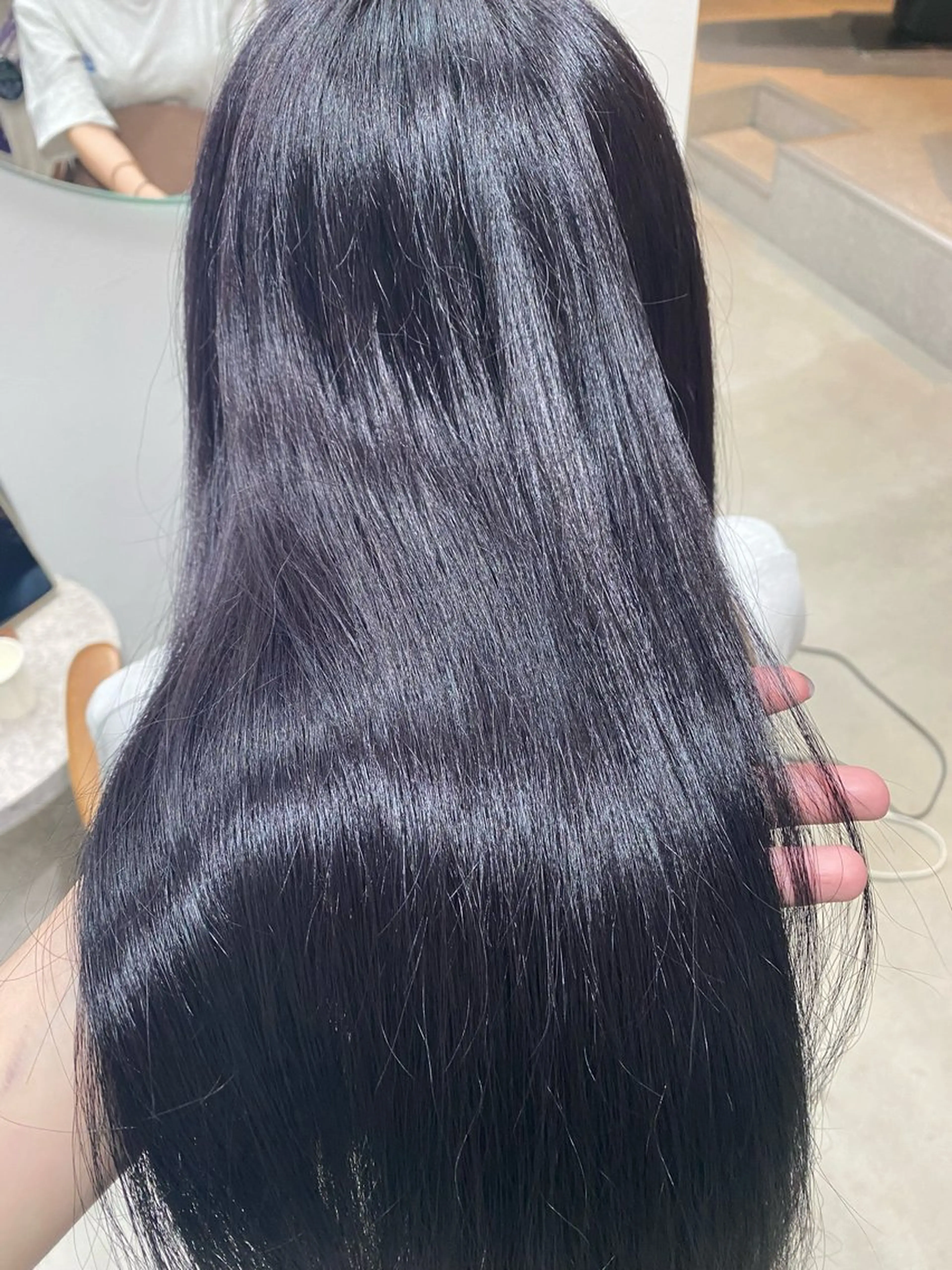 ロング M Rのヘアスタイル