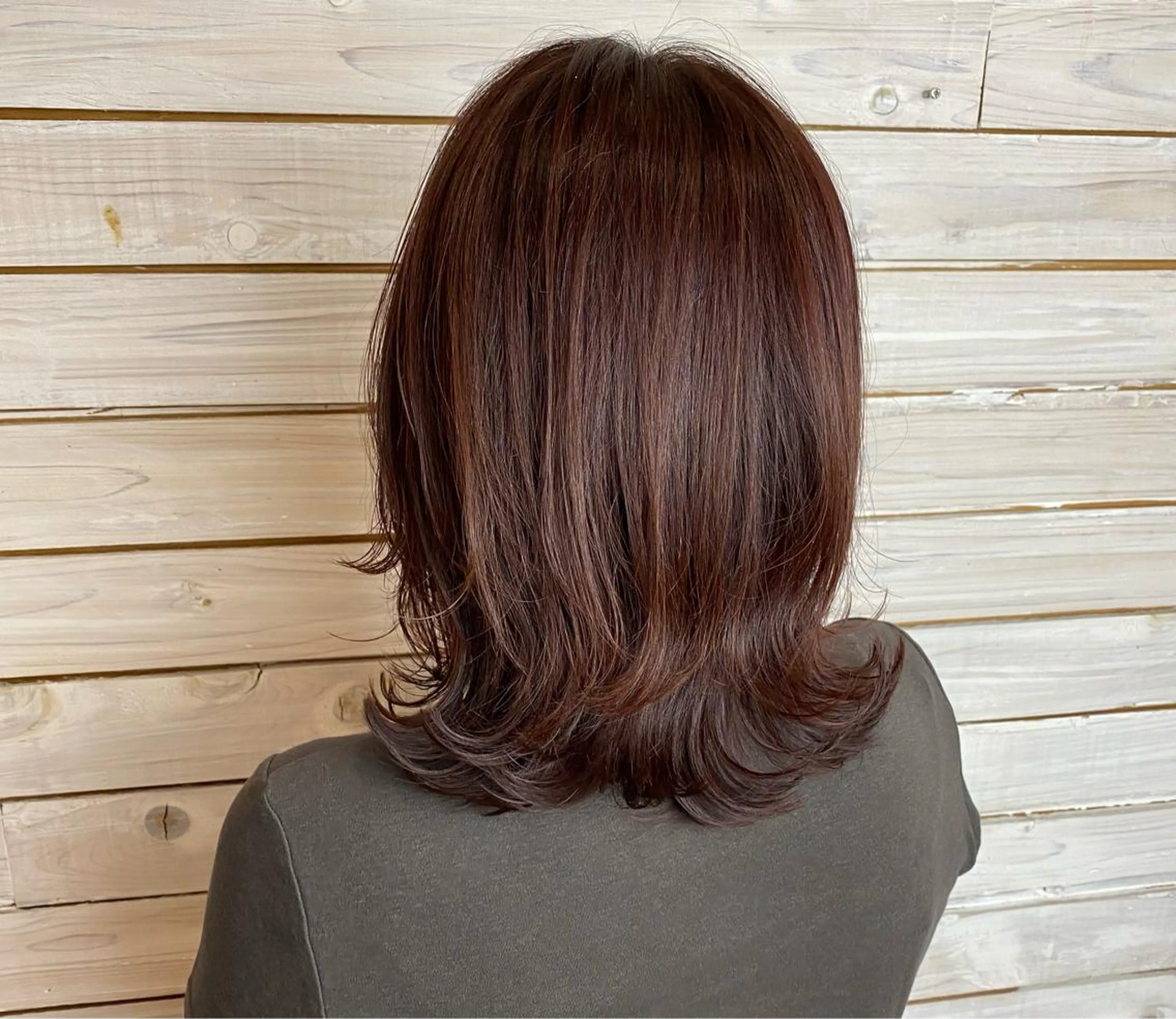 ミディアム ボブレイヤー ピンクブラウン ボブ レイヤーカット カット ヘアカラー ボブ/ショート 田中夕子のヘアスタイル