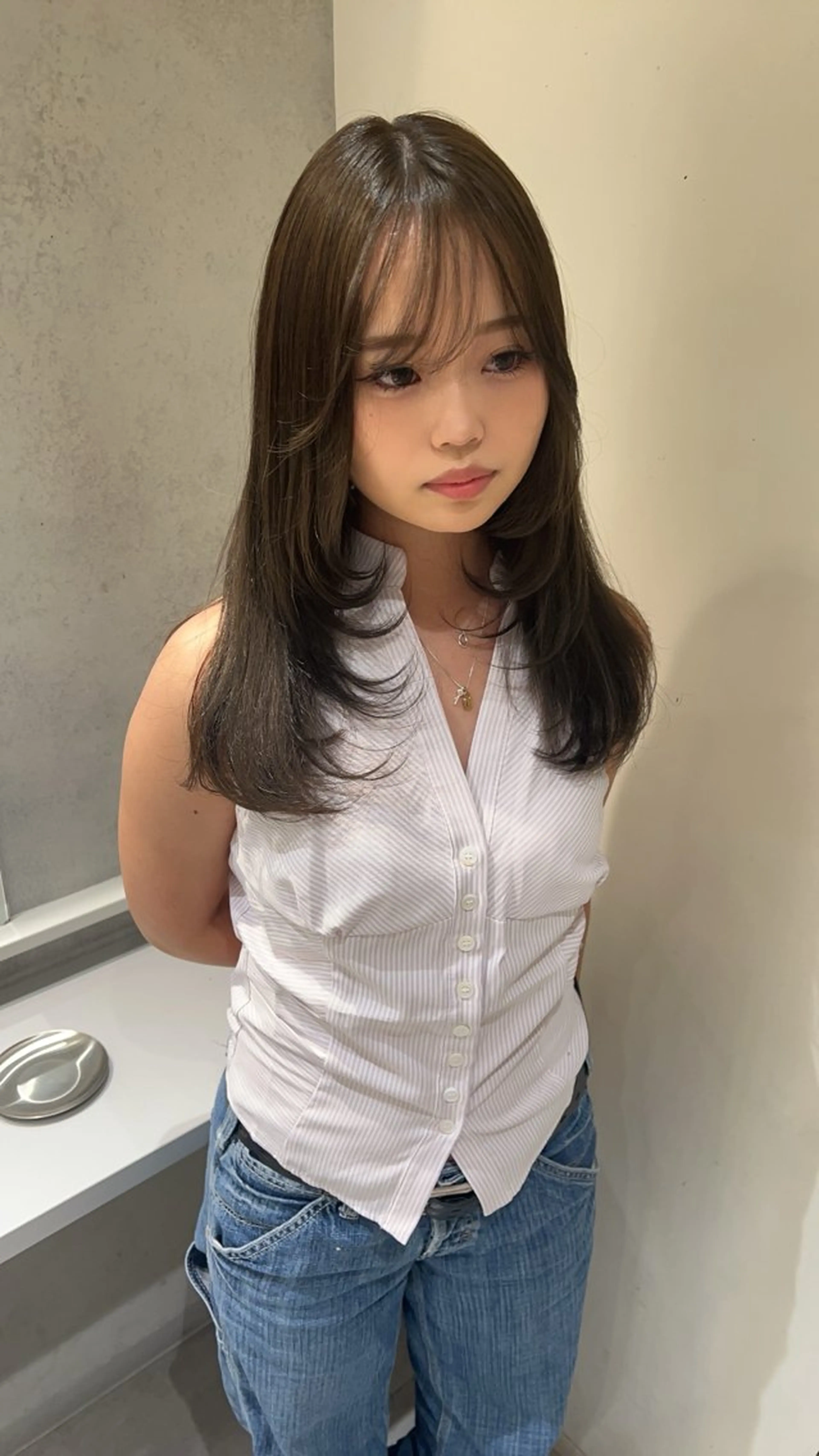 ミディアム ayaka🫧 梅田ダブルカラーのヘアスタイル