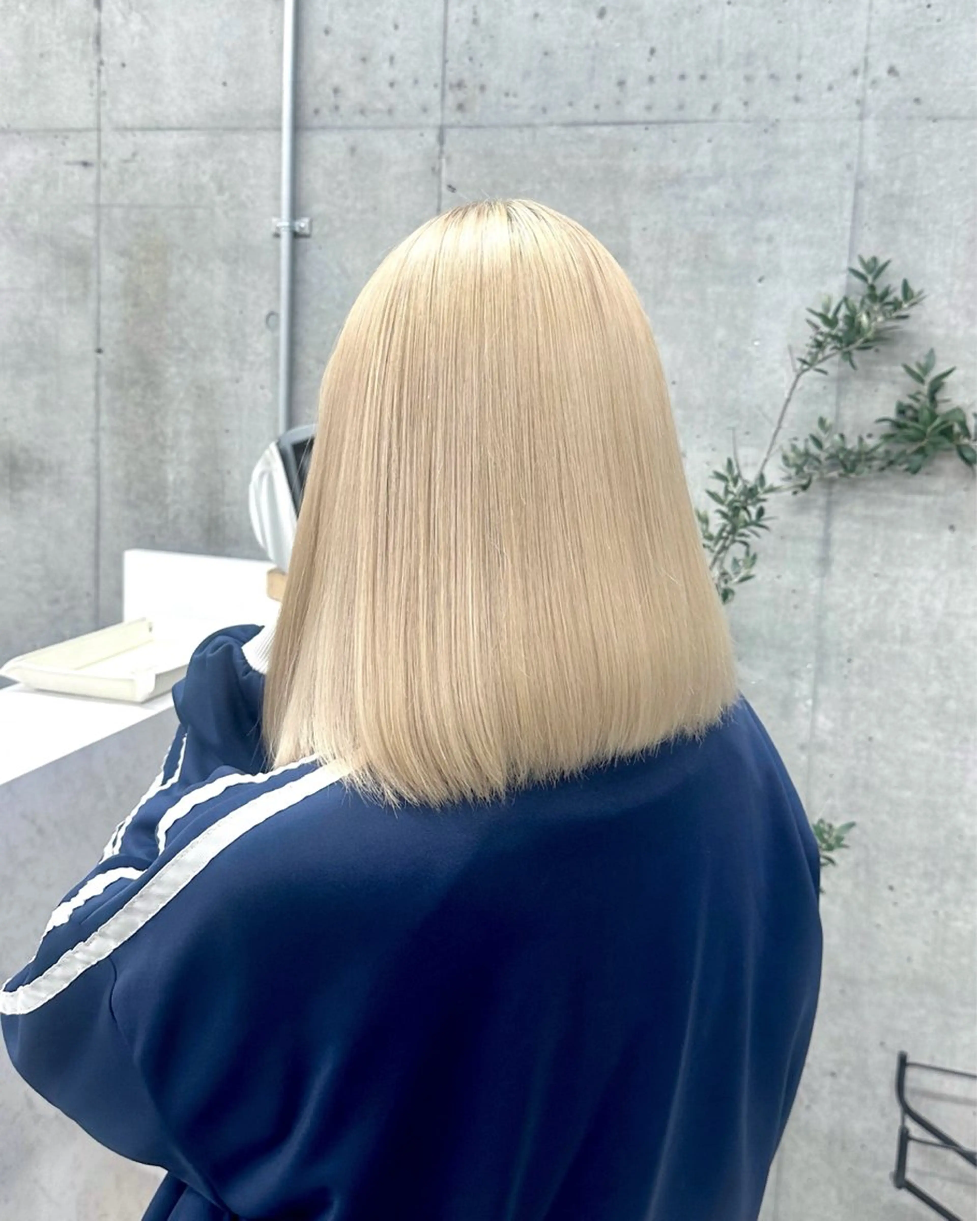 ミディアム カラー 抜きっぱなしブロンド ヘアカラー トリートメント Clore所属・ブリーチカラー/ 純心のヘアスタイル
