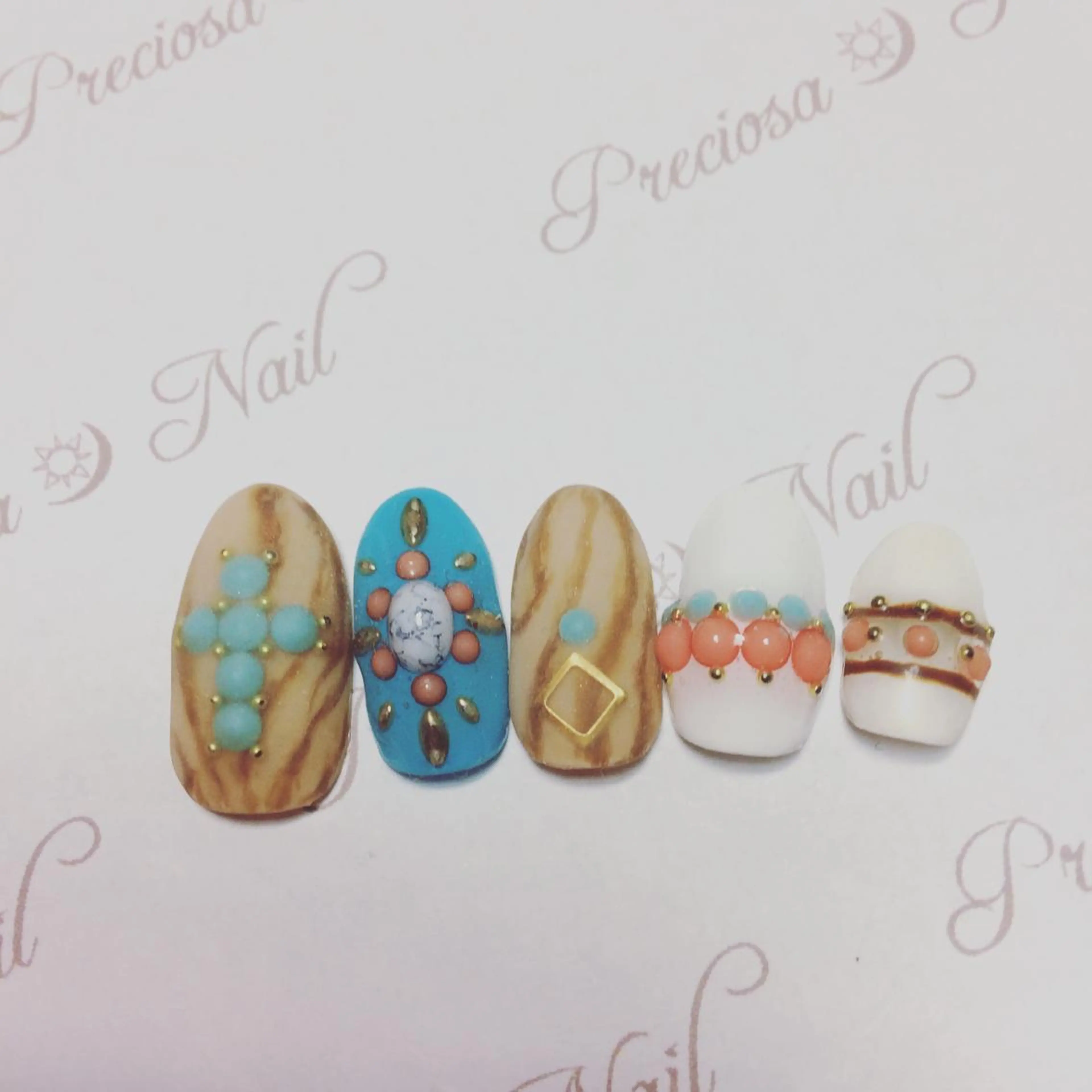 ネイル preciosa.nail所属・久場 晴美のネイルデザイン