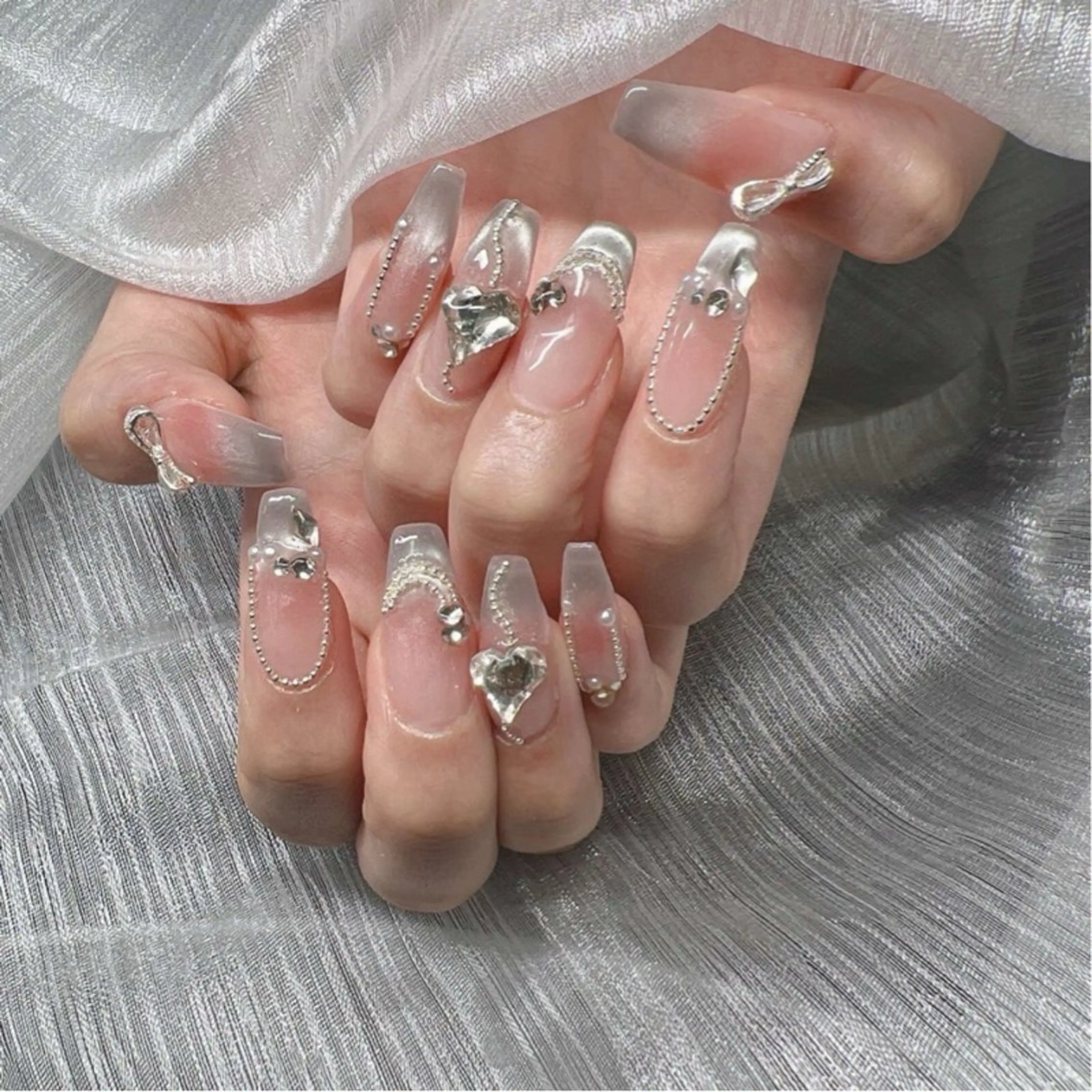 ネイル 長さ出し グラデーション キラキラネイル マグネットネイル ミラーネイル Lee Nails チップ長さだし専門店のネイルデザイン