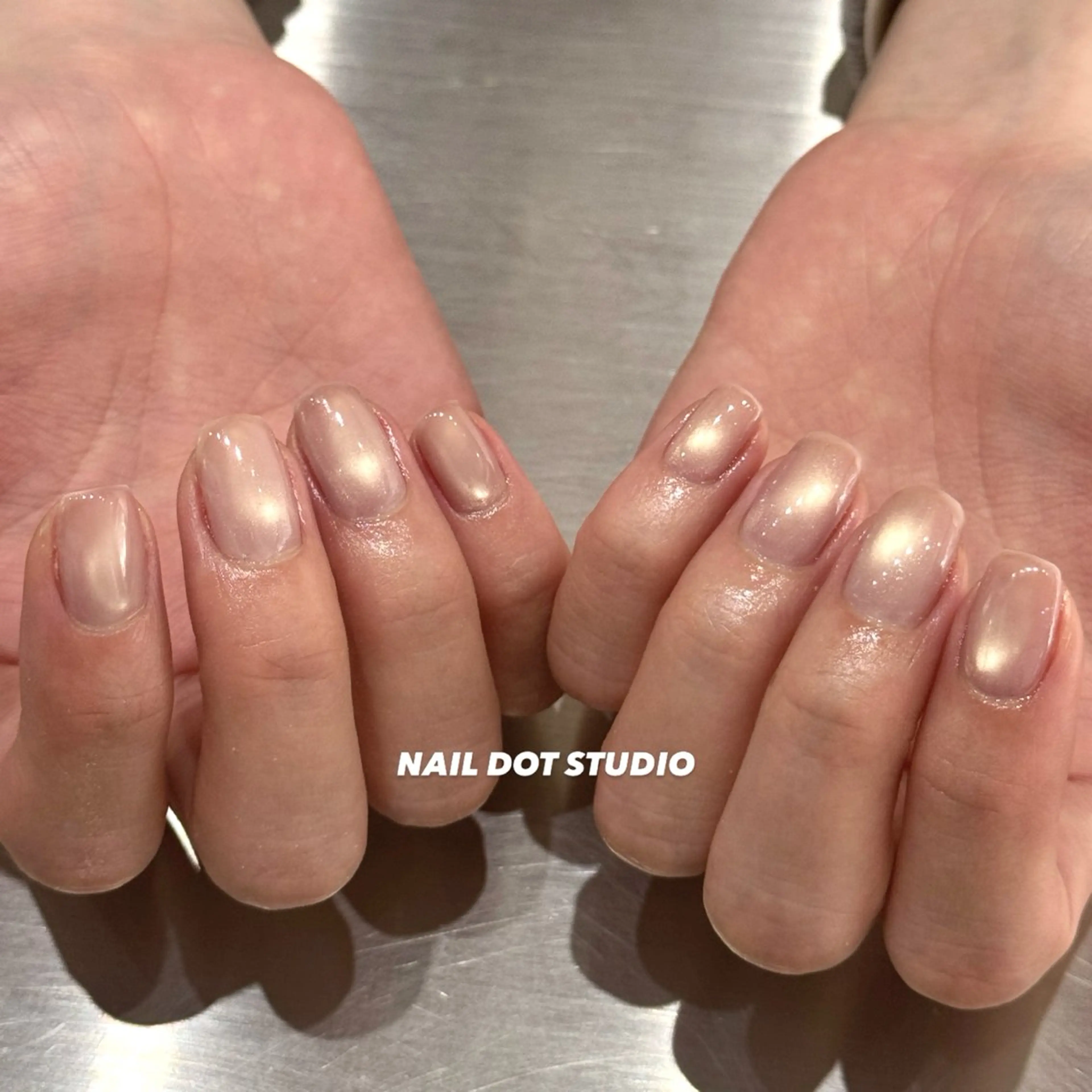 ネイル ハンドネイル NAILDOTSTU DIO SEINAのネイルデザイン