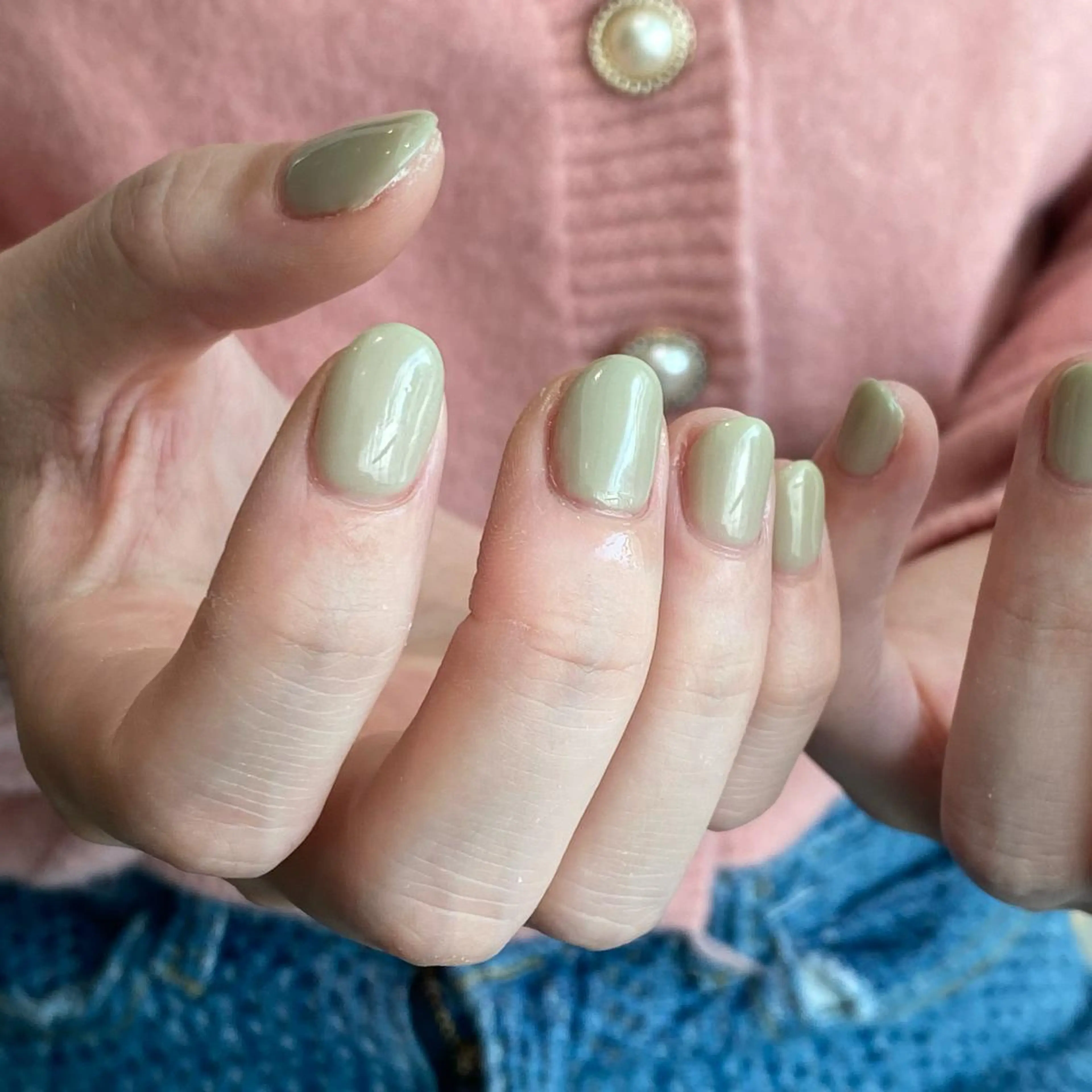 ネイル ワンカラーネイル ピスタチオネイル ハンドネイル ayana nails所属・nail salon ayanaのネイルデザイン