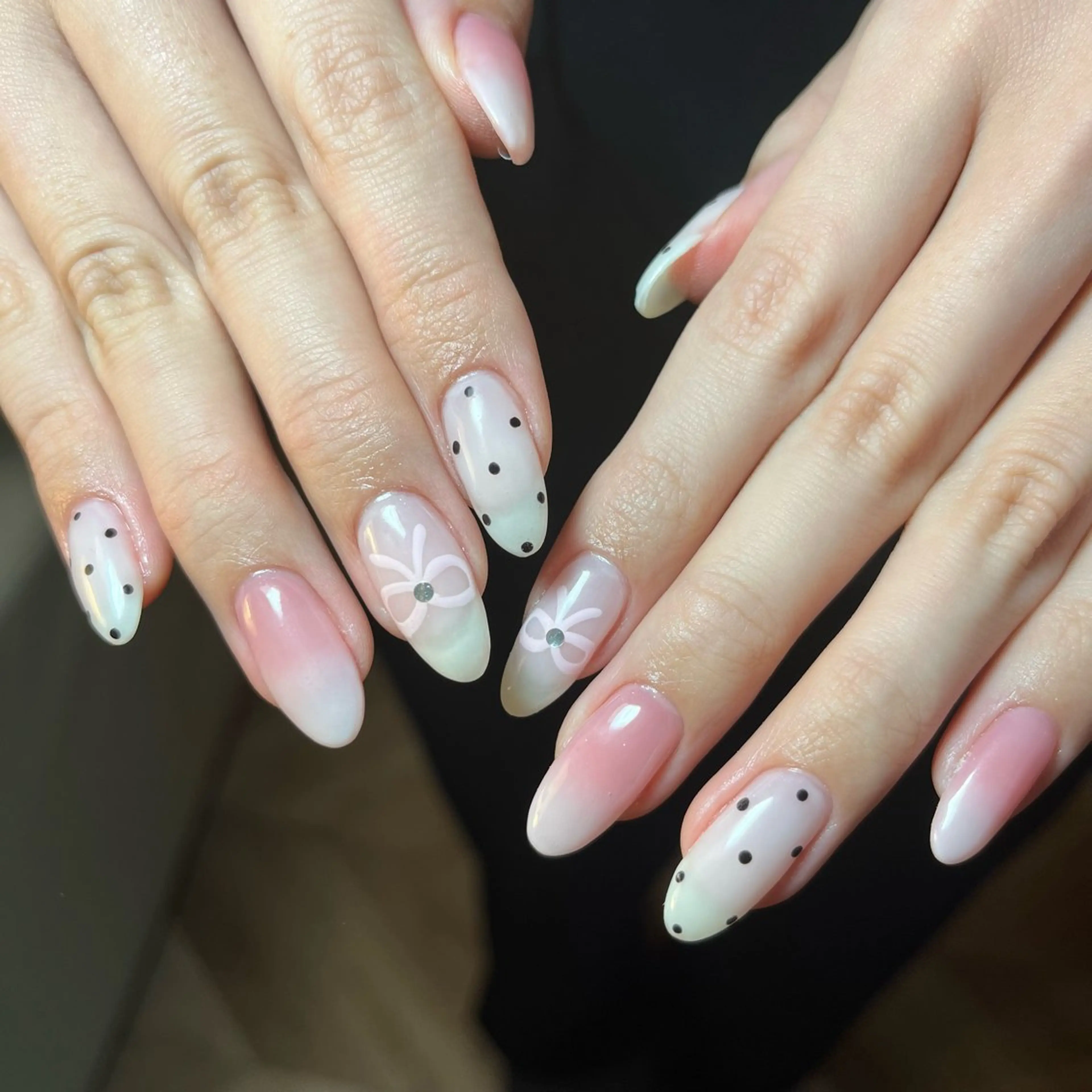 ネイル ハンドネイル Amber21.所属・Nagahama Akariのネイルデザイン