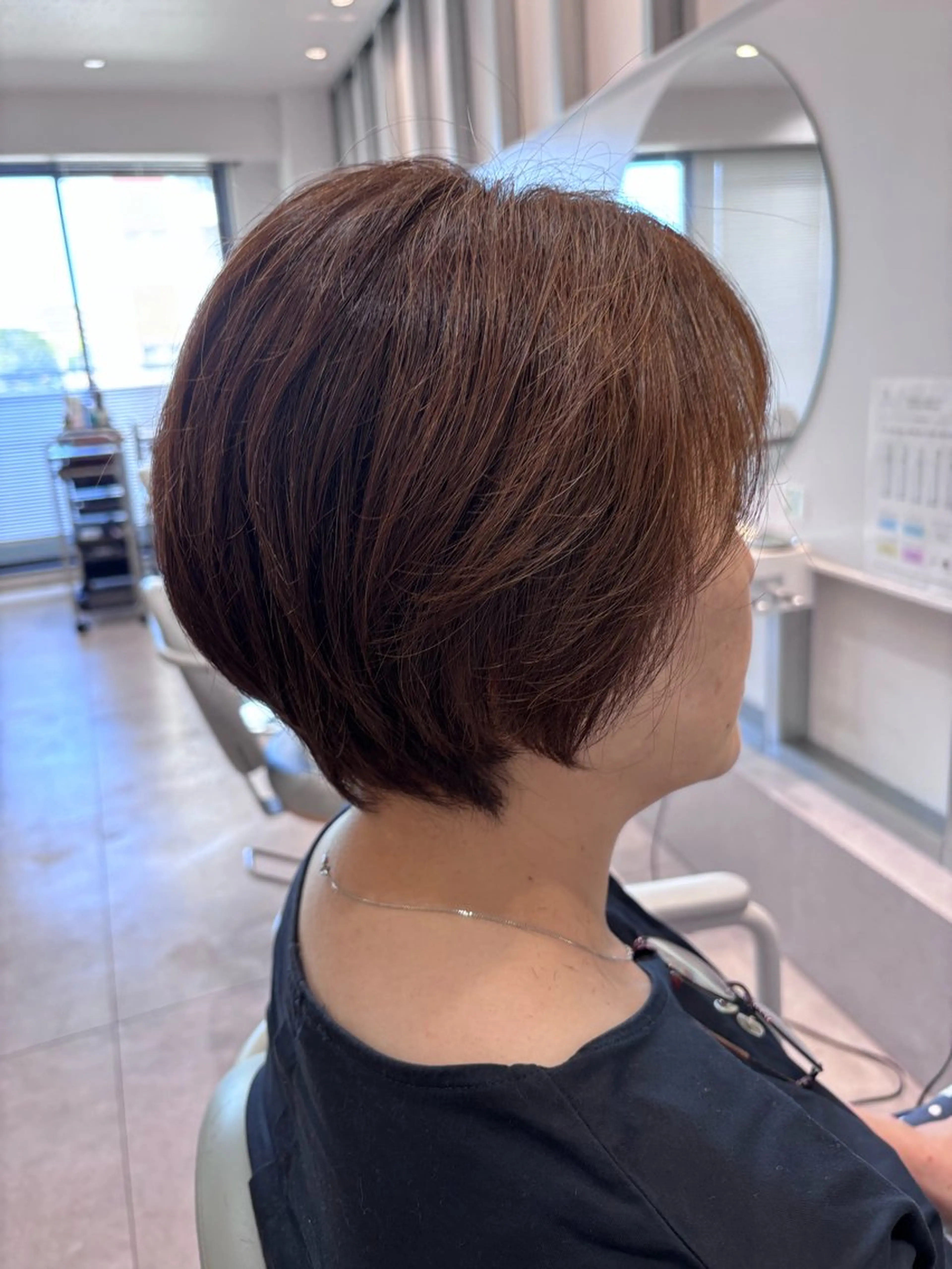 ショート カラー REM所属・渋谷 とまとのヘアスタイル