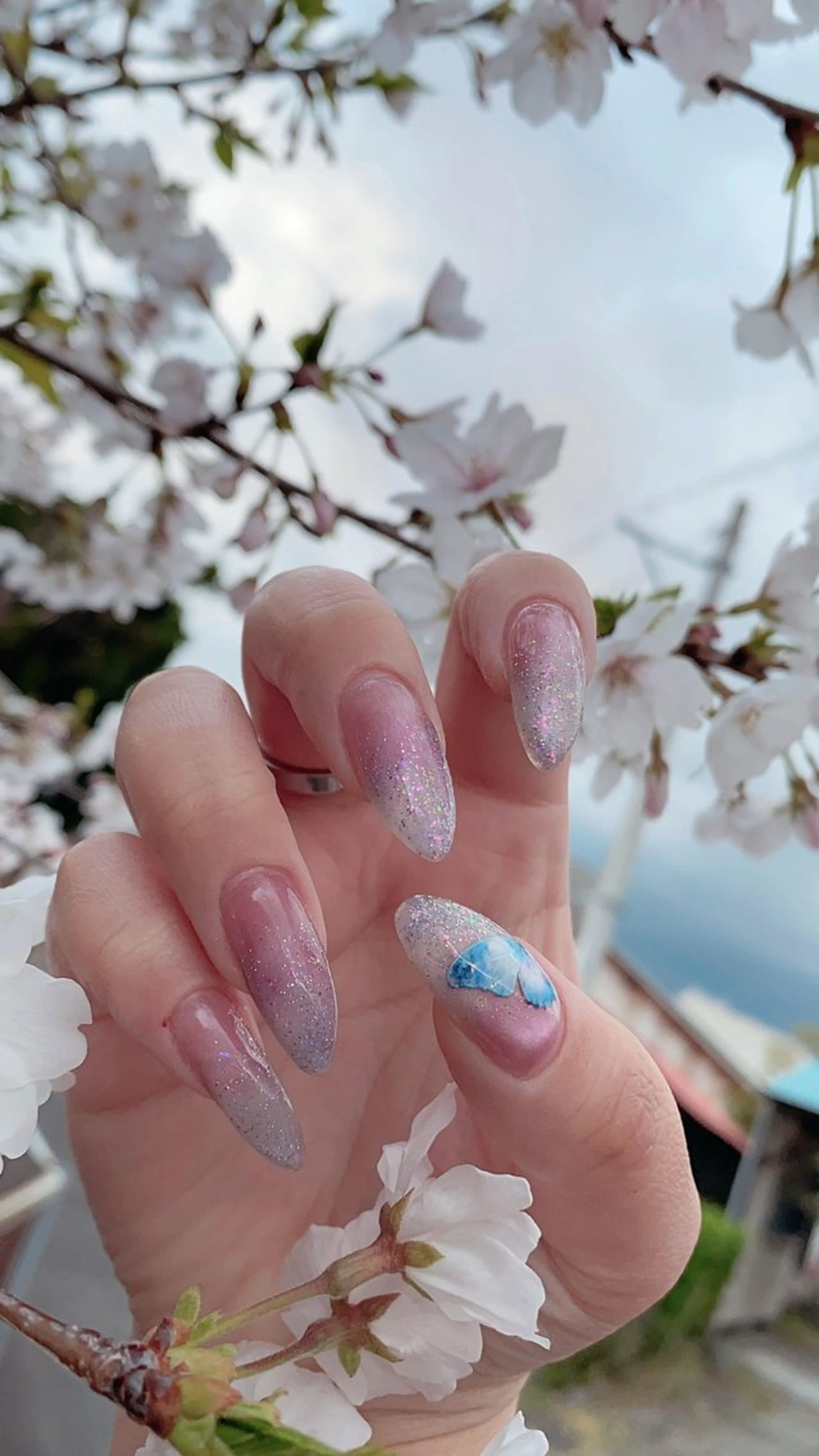 ネイル ハンドネイル n o q r m. n a c h iのネイルデザイン