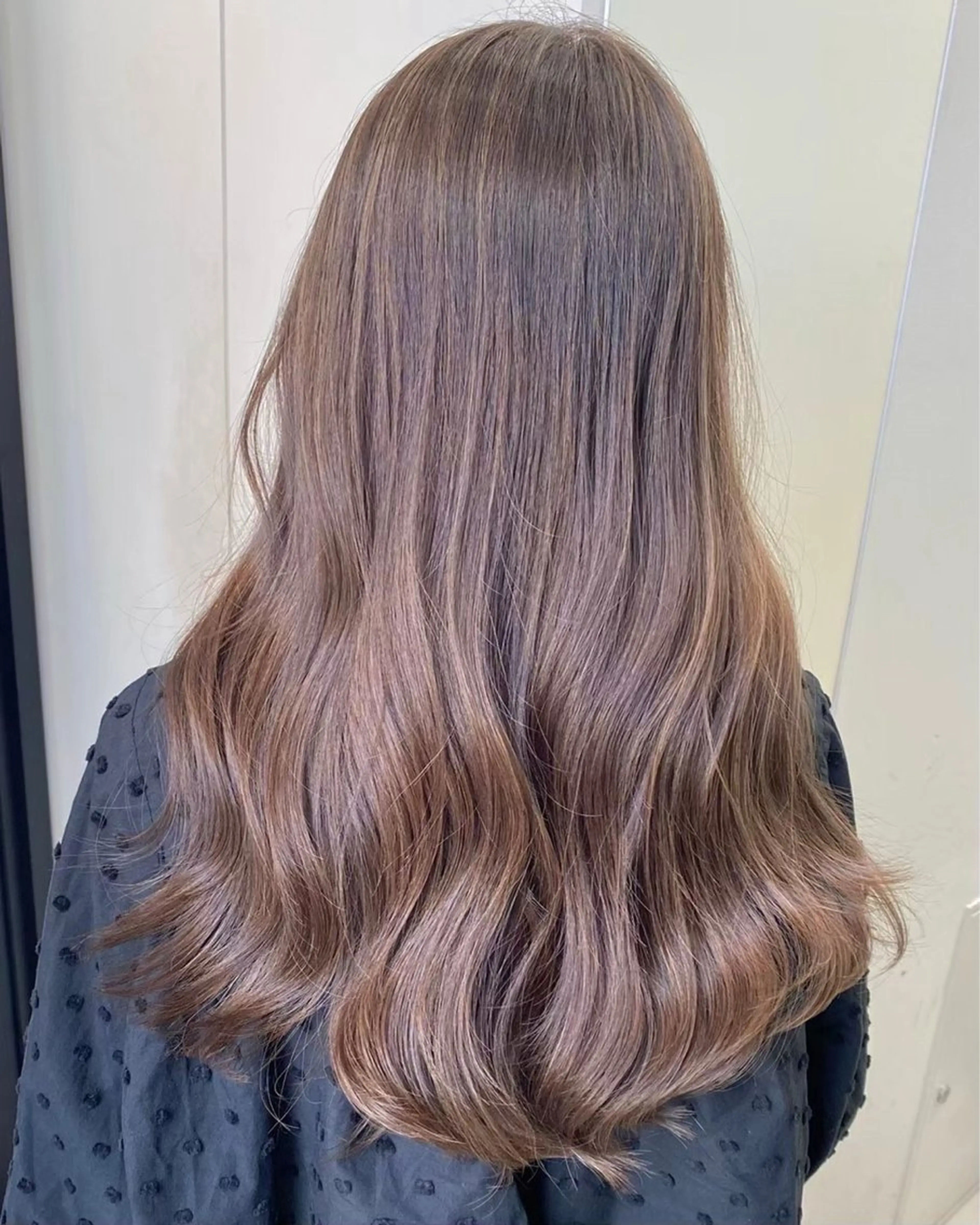 カラー ✩*Ayane*✩ うる艶カラー🫐のヘアスタイル