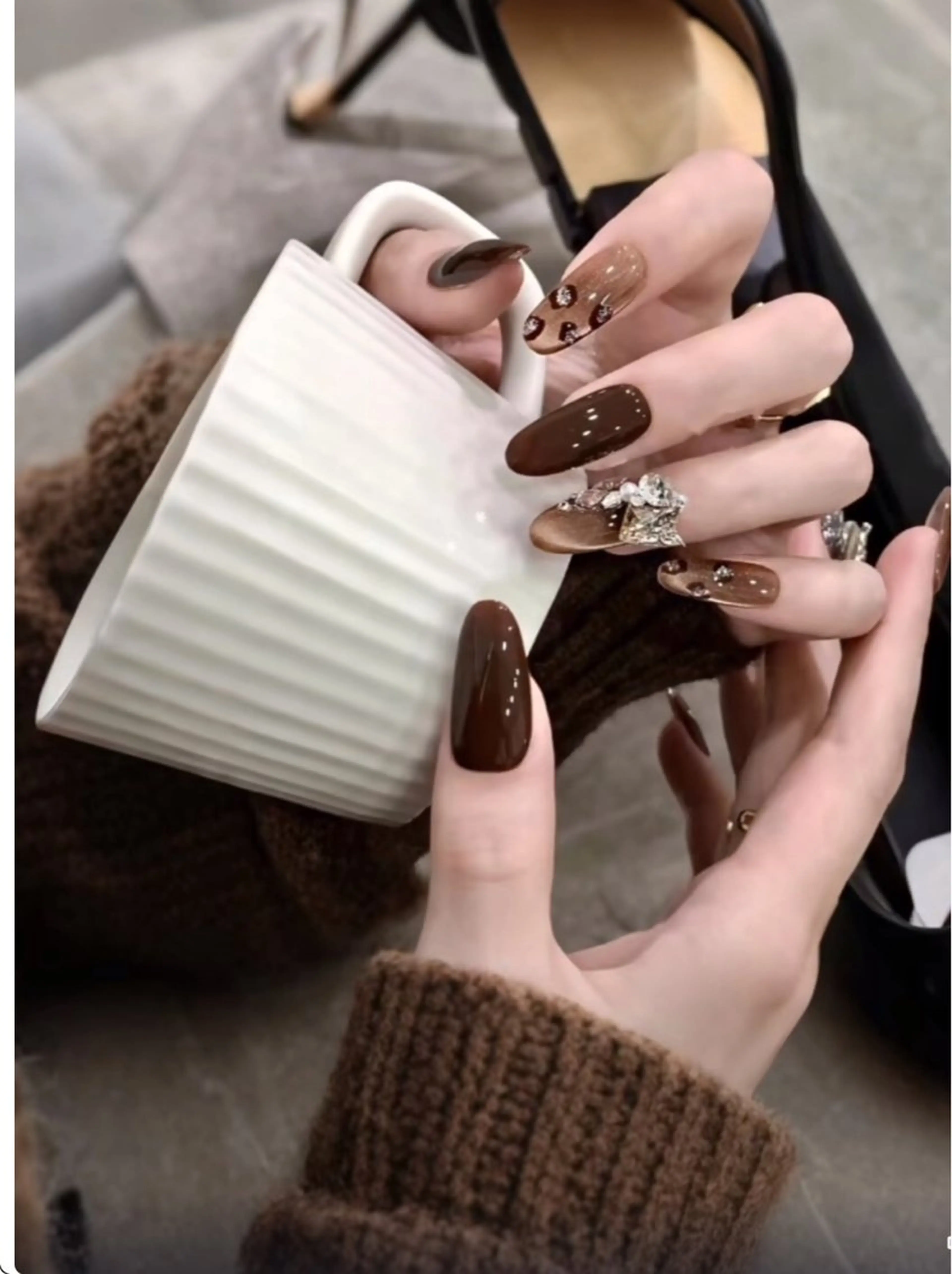 ネイル アートネイル ジェルネイル グラデーション マグネットネイル ニュアンスネイル ハンドネイル Ryu Nail Studio所属・Ryu Nail 新大久保のネイルデザイン