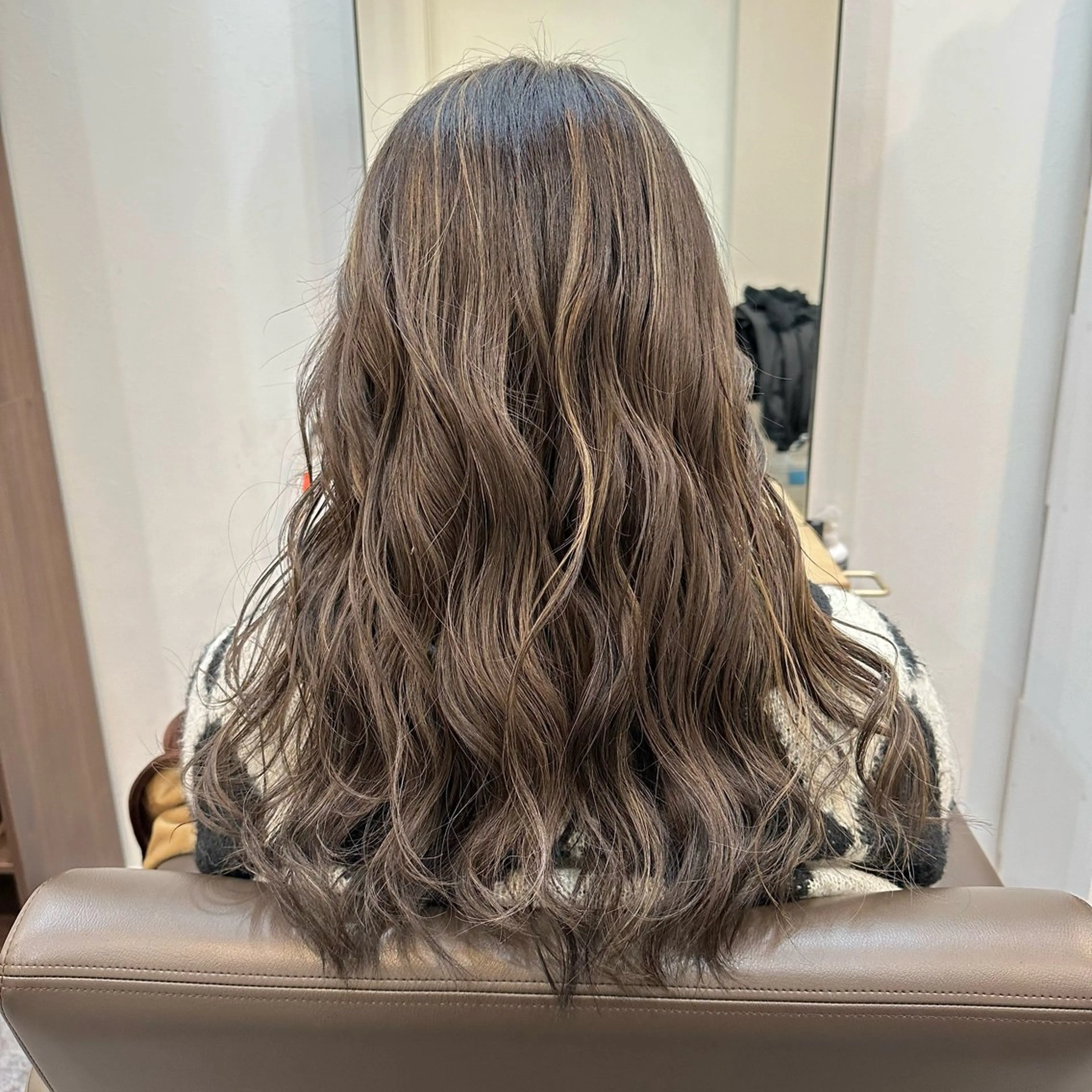 ロング カラー パーマ ヘアアレンジ メンズ おおつか せいやのヘアスタイル