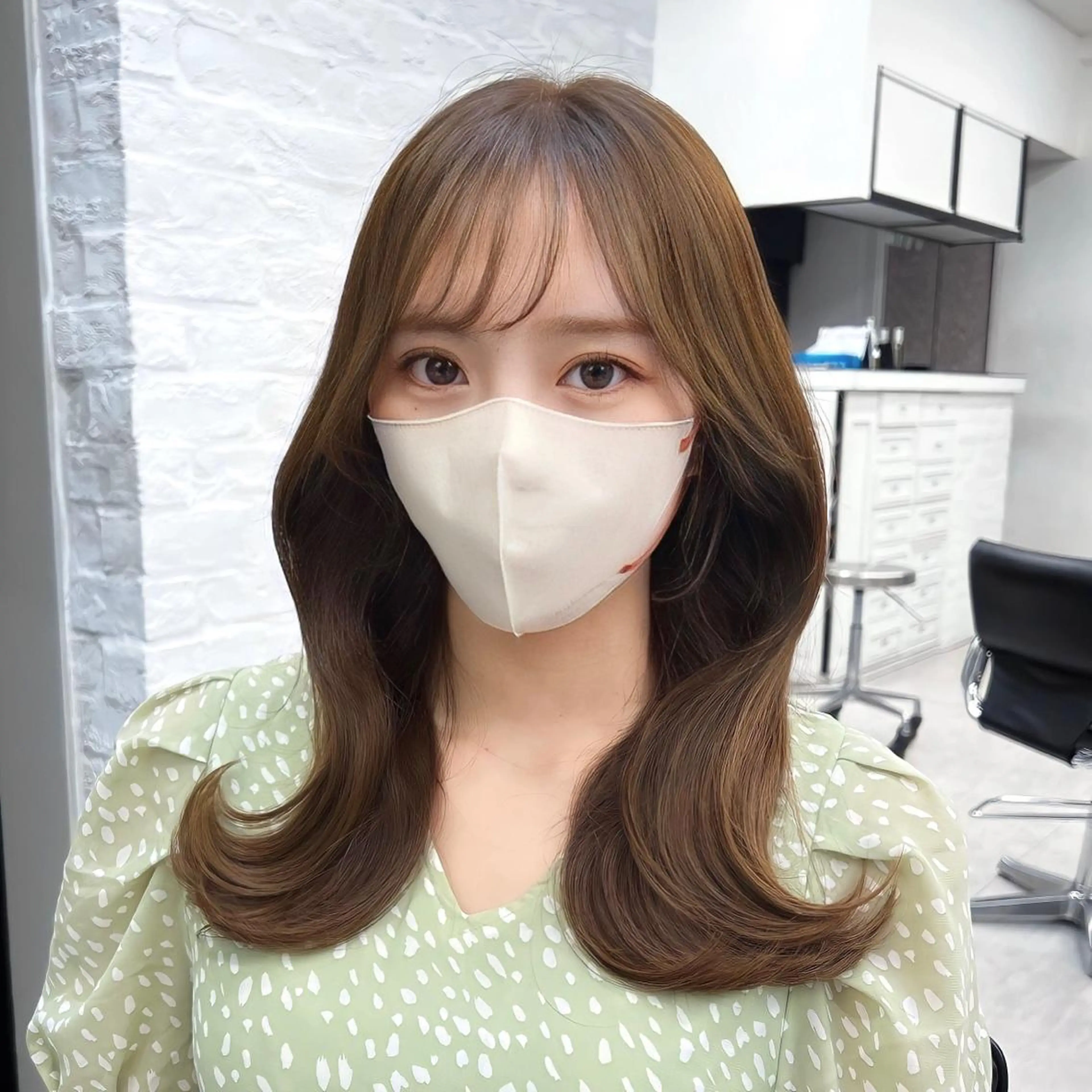 ミディアム カラー 韓国ヘア♡ 顔まわりカットayaのヘアスタイル