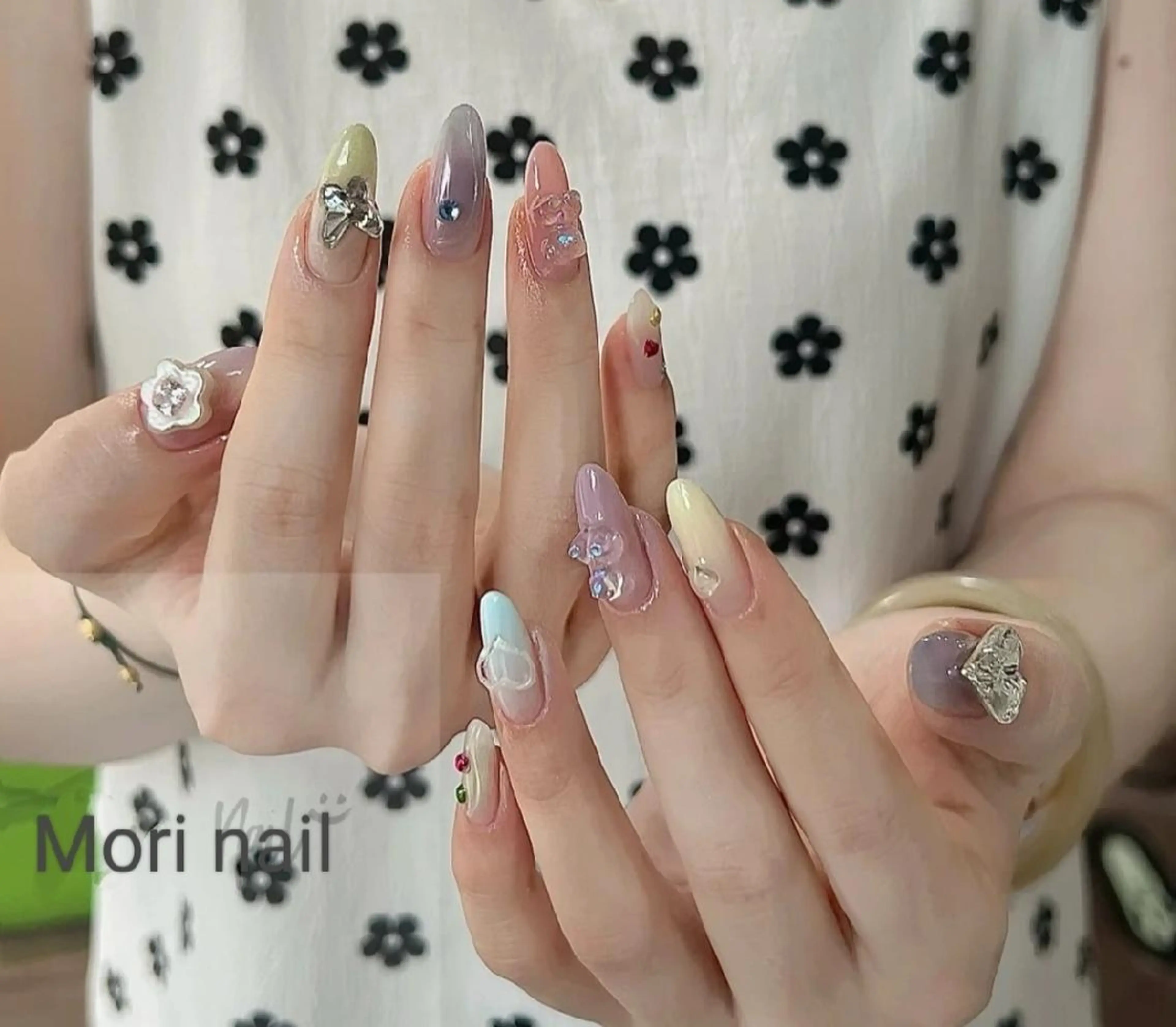 ネイル ハンドネイル 森 ネイルサロンのネイルデザイン