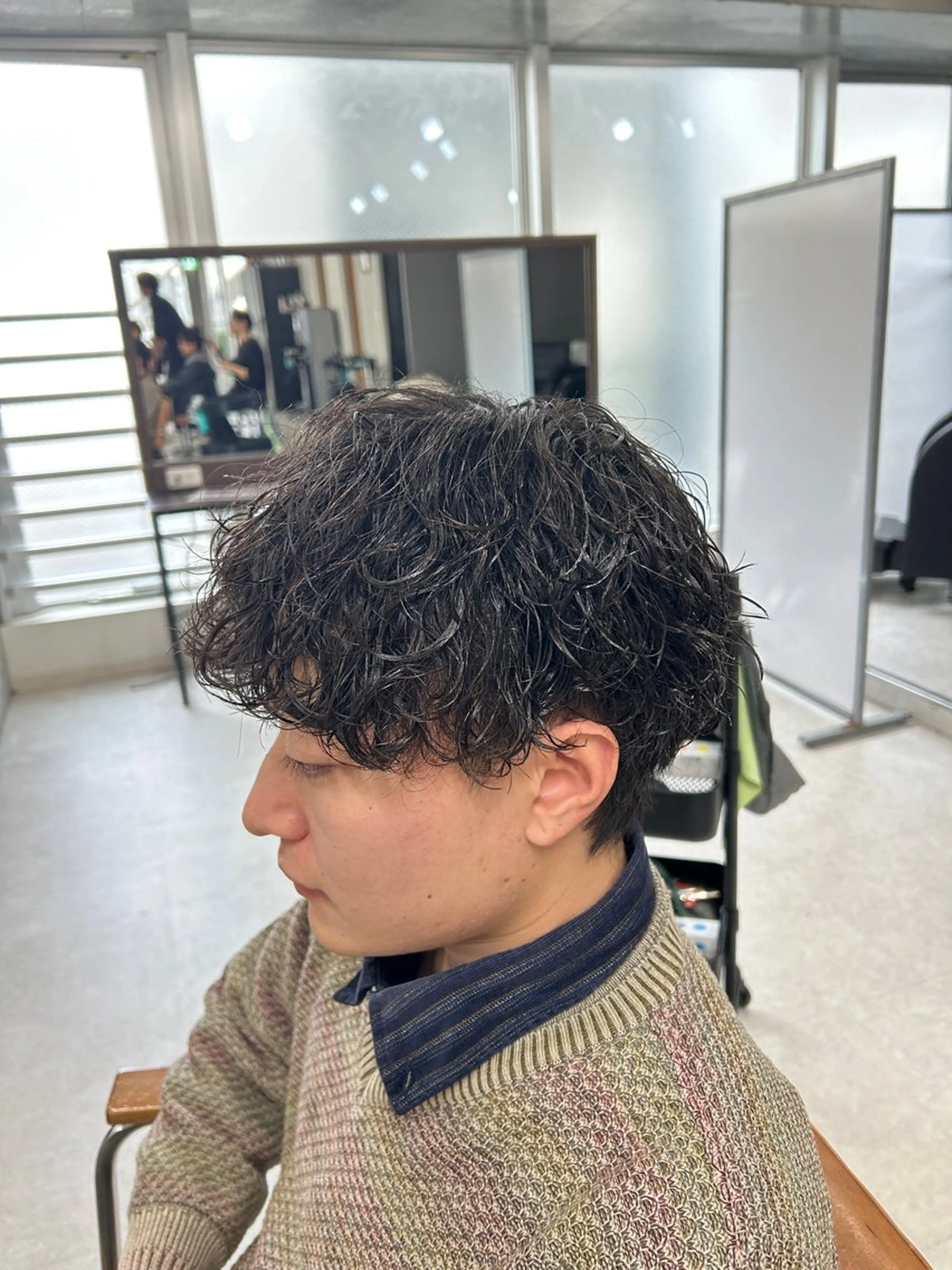 パーマ メンズ カット パーマ トリートメント ヘッドスパ ヘアセット カズキ🌼曲がる縮毛 ／くせ毛パーマのヘアスタイル
