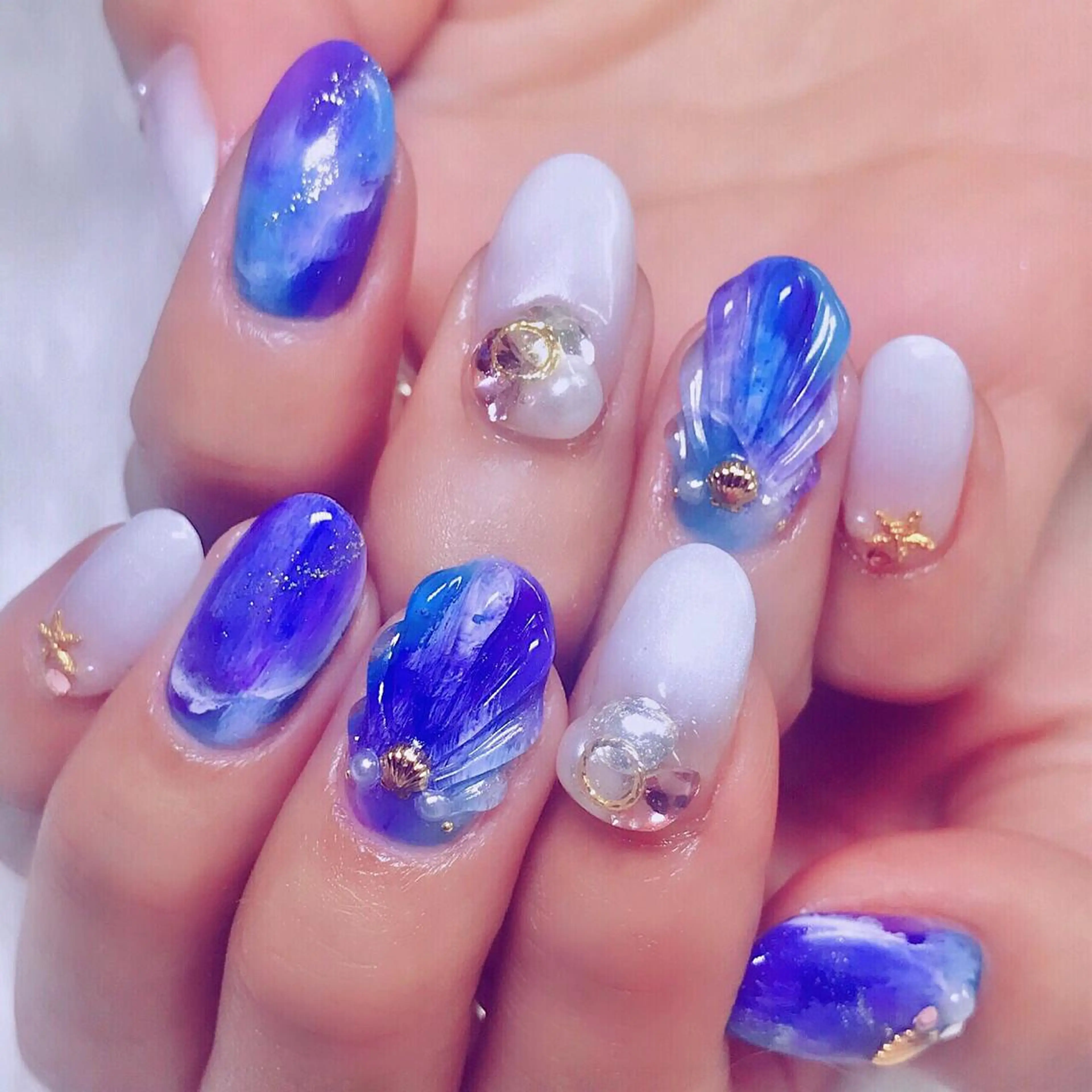 ネイル NOIROUGE所属・NOI ROUGEのネイルデザイン